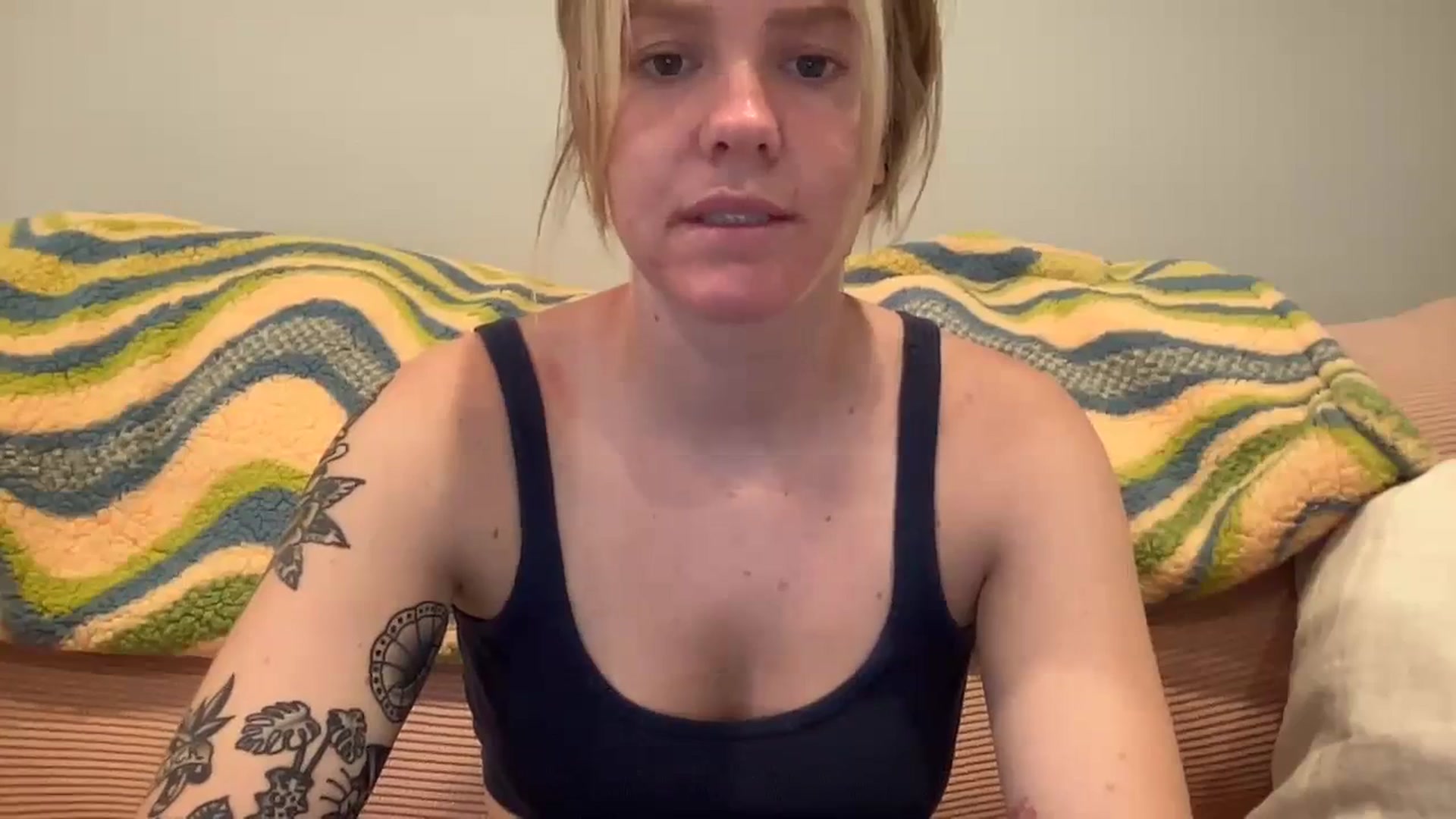 Gallery image thumbnail from KittyKat29's myfreecams stream on, 09/22/2023, 18:51 image 4 of 20