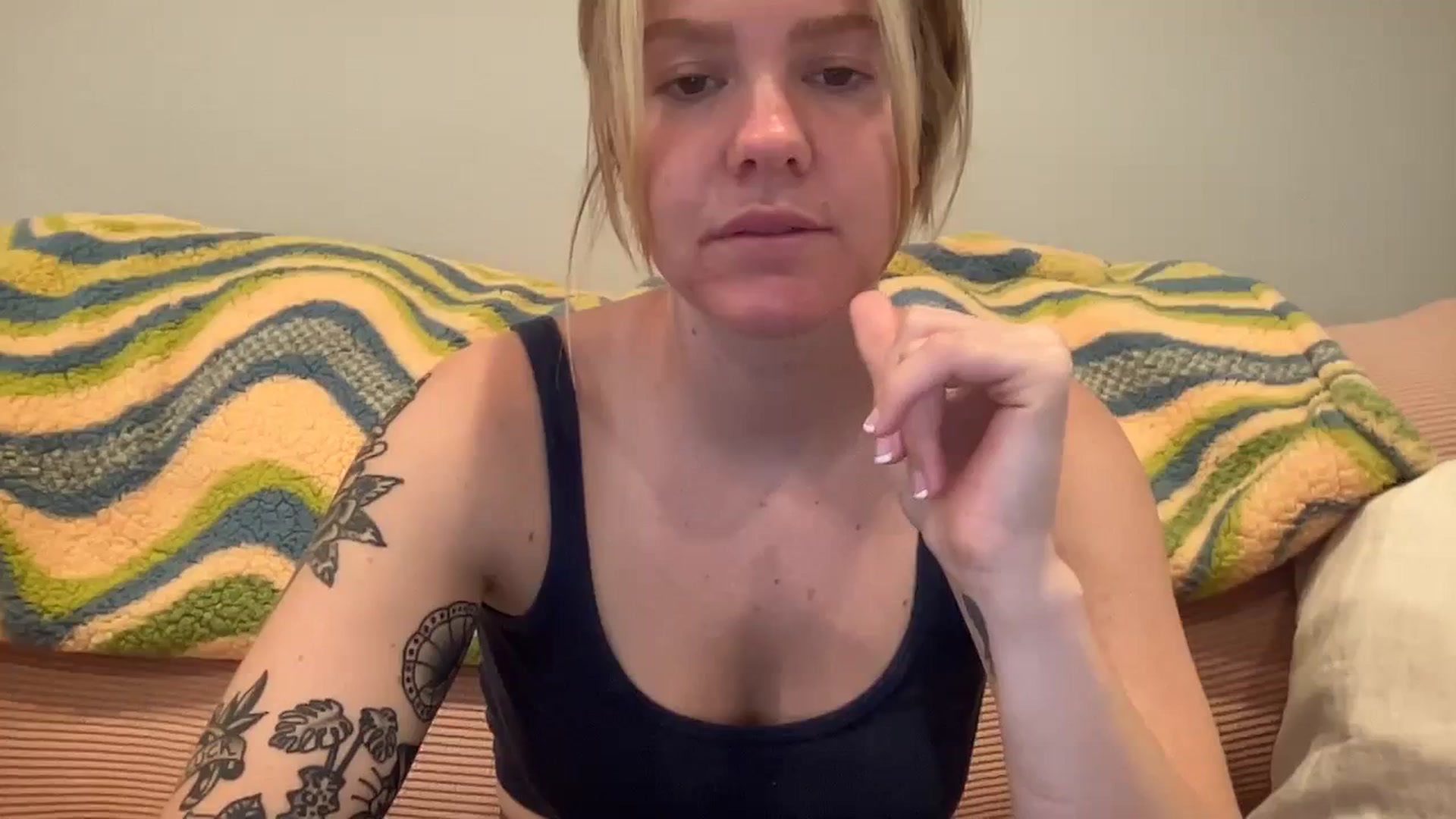 Gallery image thumbnail from KittyKat29's myfreecams stream on, 09/22/2023, 18:51 image 1 of 20