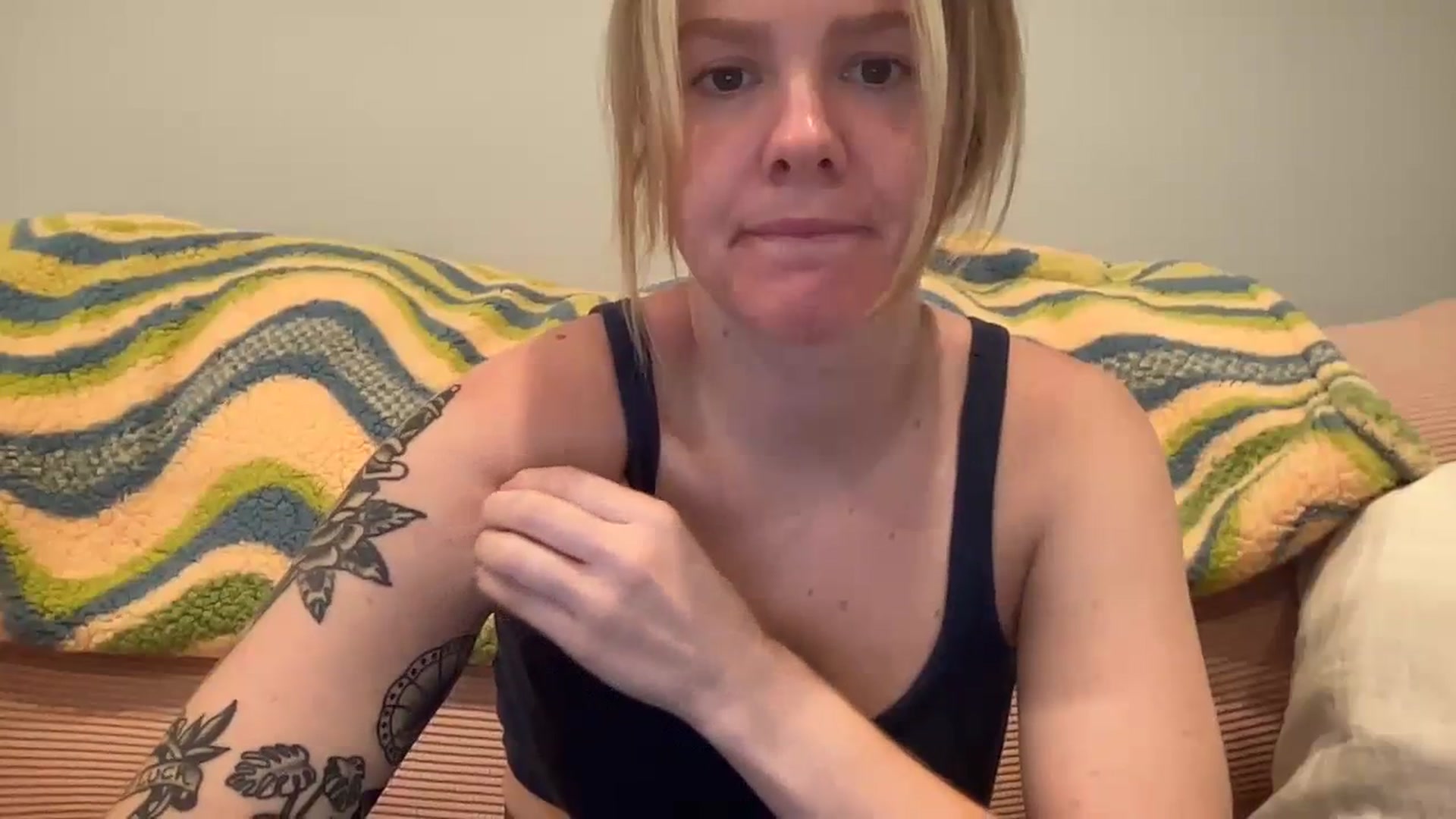Gallery image thumbnail from KittyKat29's myfreecams stream on, 09/22/2023, 18:51 image 9 of 20