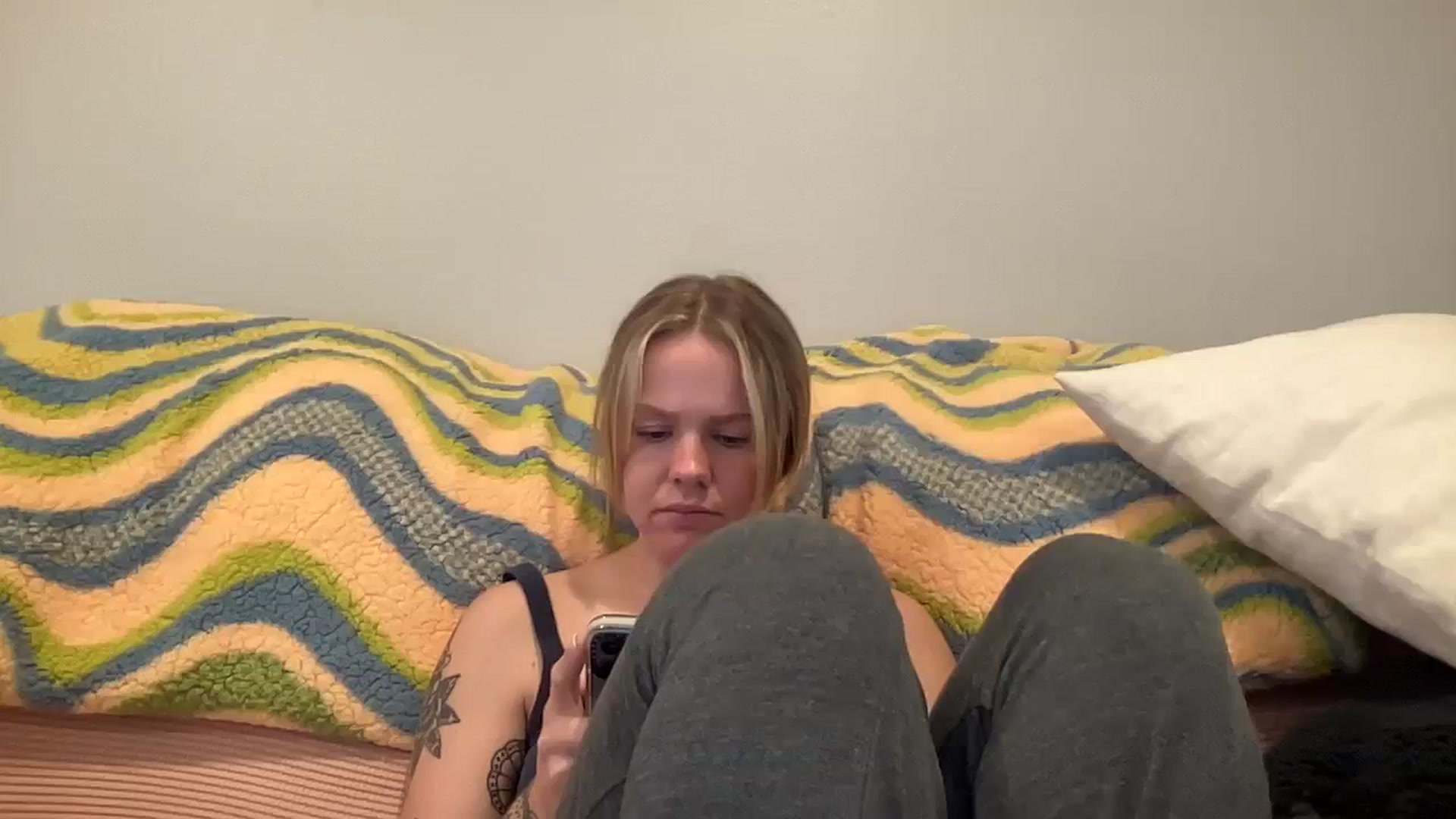 Gallery image thumbnail from KittyKat29's myfreecams stream on, 09/22/2023, 19:30 image 9 of 20