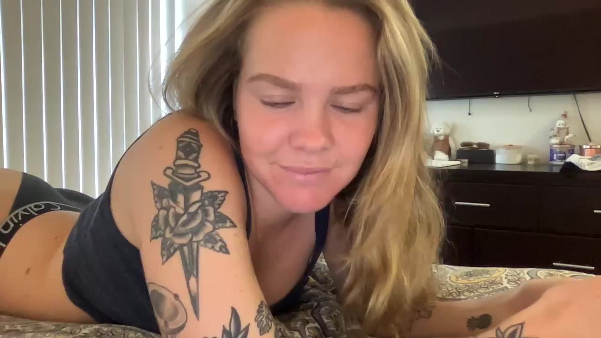 Gallery image thumbnail from KittyKat29's myfreecams stream on, 09/22/2023, 22:53 image 7 of 20
