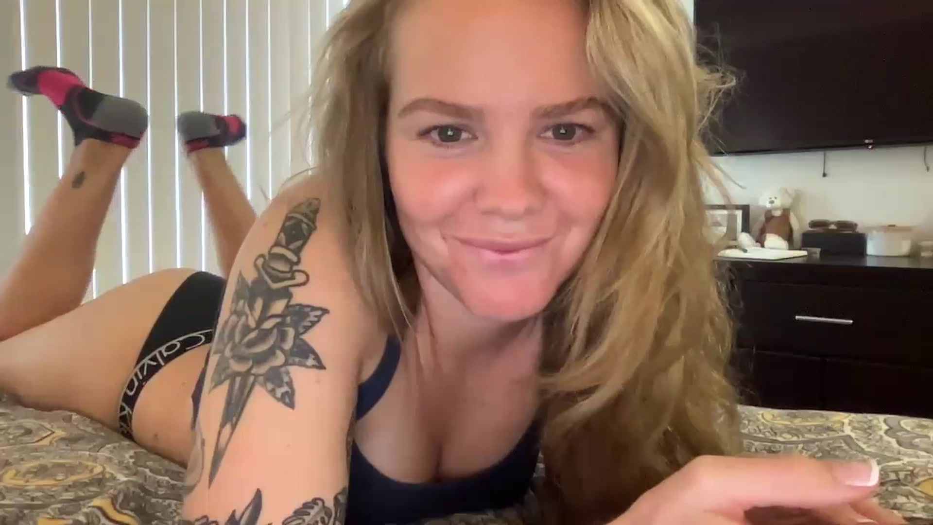 Gallery image thumbnail from KittyKat29's myfreecams stream on, 09/22/2023, 22:53 image 15 of 20