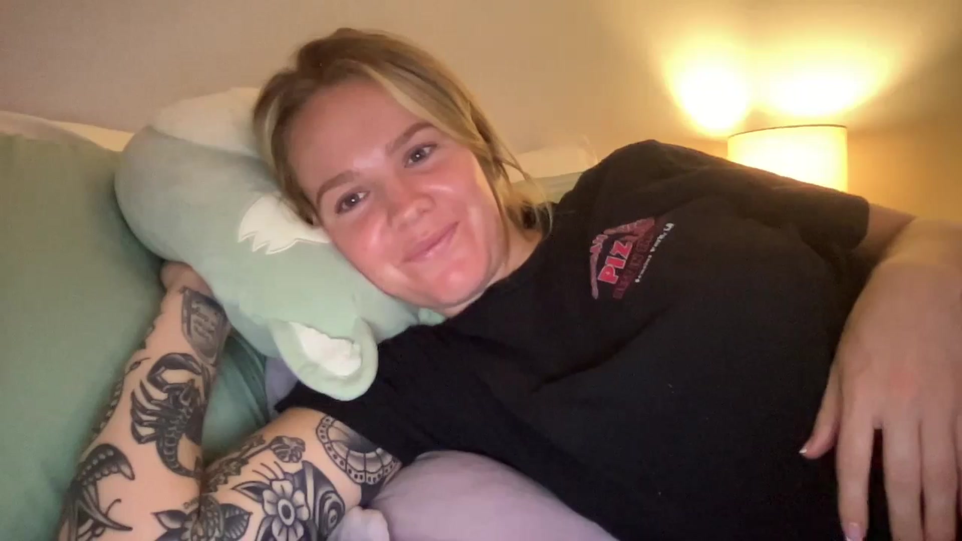 Gallery image thumbnail from KittyKat29's myfreecams stream on, 09/23/2023, 05:35 image 17 of 20