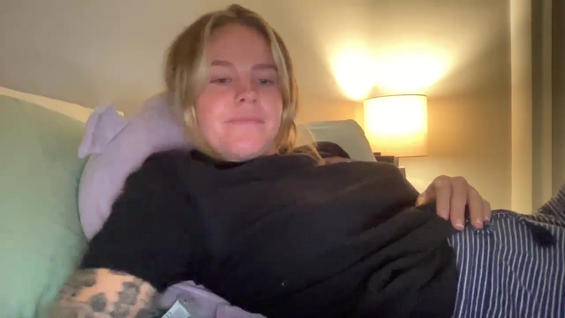 Gallery image thumbnail from KittyKat29's myfreecams stream on, 09/23/2023, 06:17 image 2 of 20