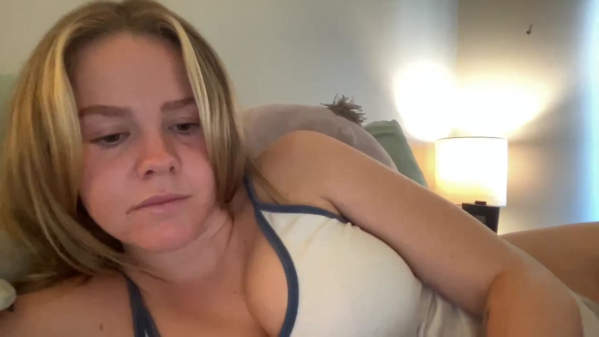 Gallery image thumbnail from KittyKat29's myfreecams stream on, 09/24/2023, 24:01 image 17 of 20