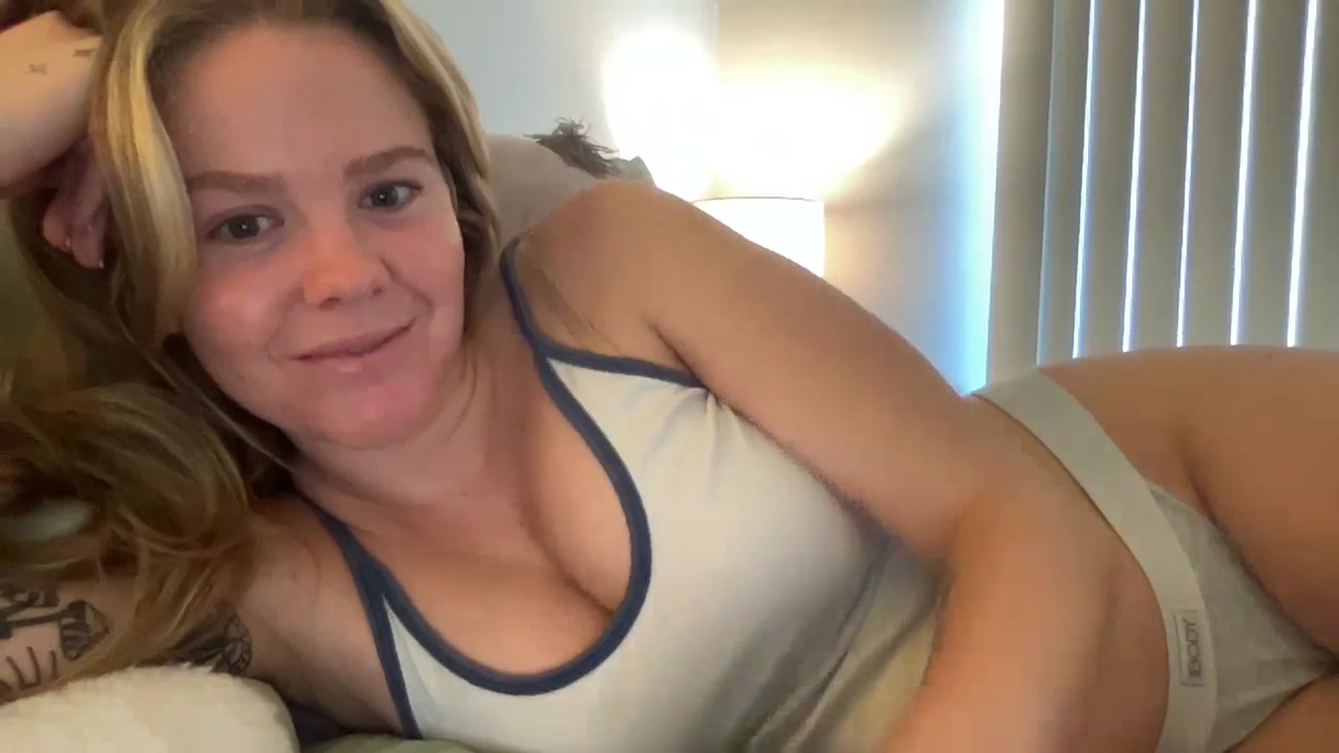Gallery image thumbnail from KittyKat29's myfreecams stream on, 09/24/2023, 24:01 image 4 of 20