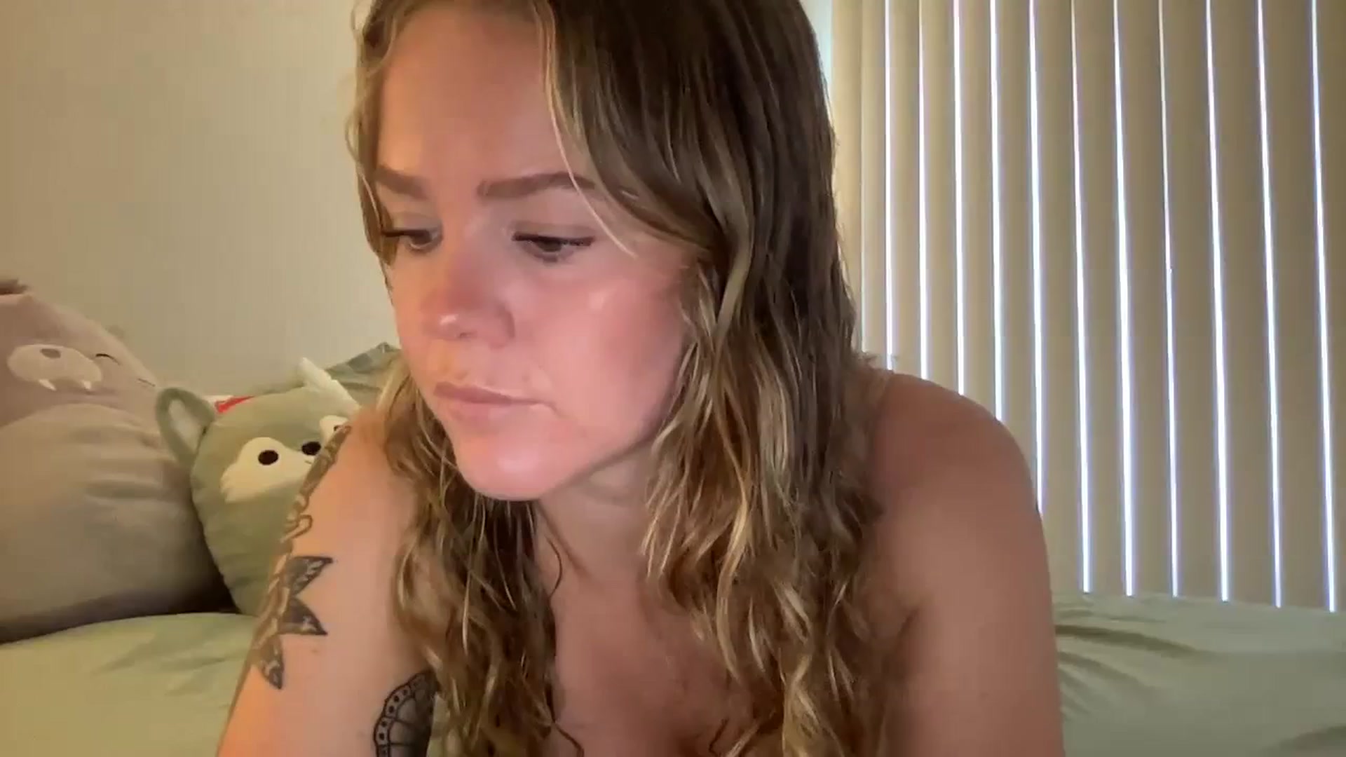 Gallery image thumbnail from KittyKat29's myfreecams stream on, 09/24/2023, 21:35 image 1 of 20