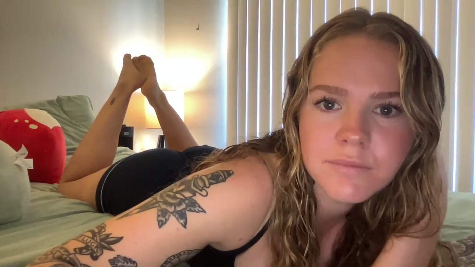 Gallery image thumbnail from KittyKat29's myfreecams stream on, 09/24/2023, 21:35 image 10 of 20