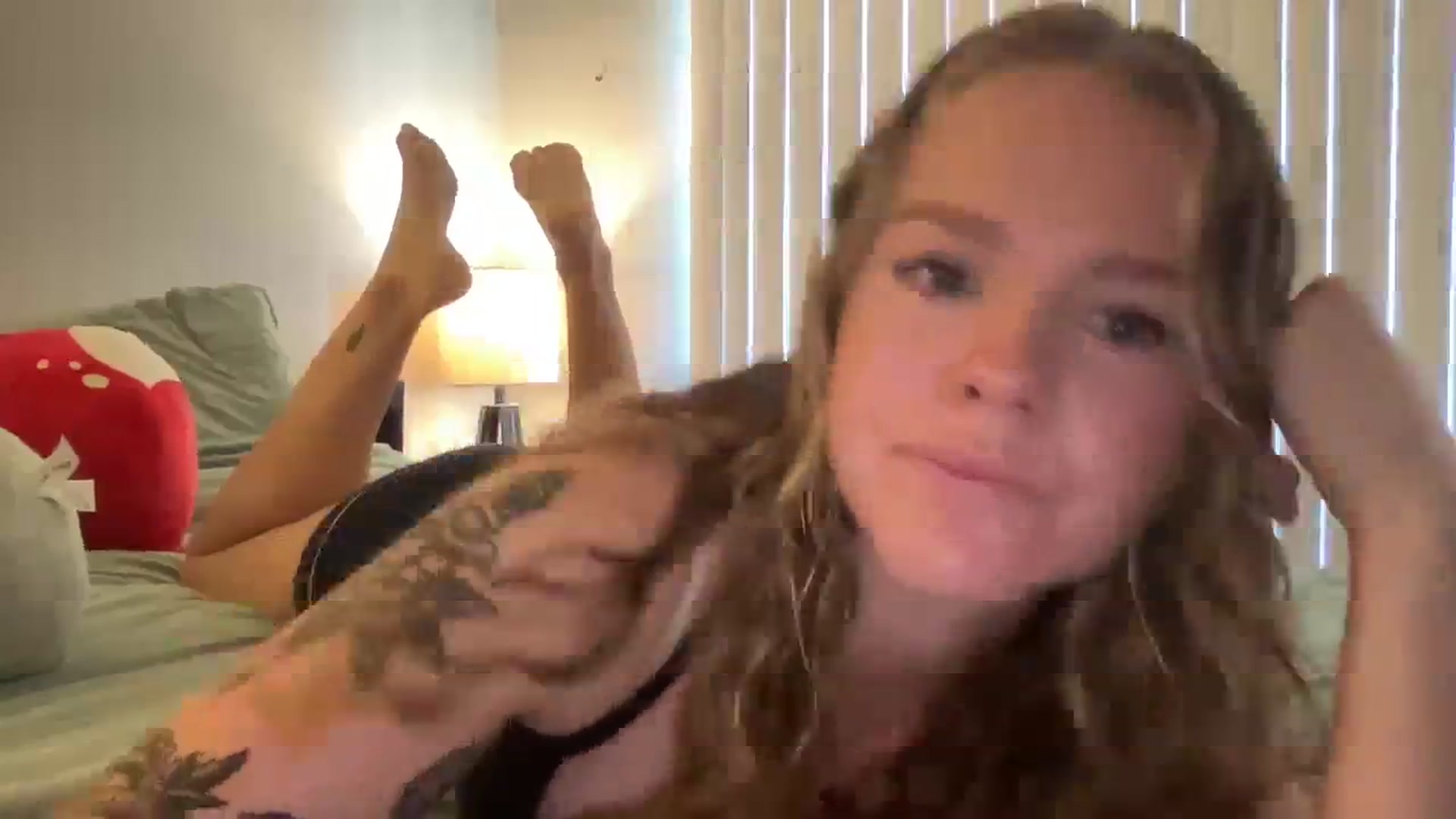 Gallery image thumbnail from KittyKat29's myfreecams stream on, 09/24/2023, 21:35 image 14 of 20