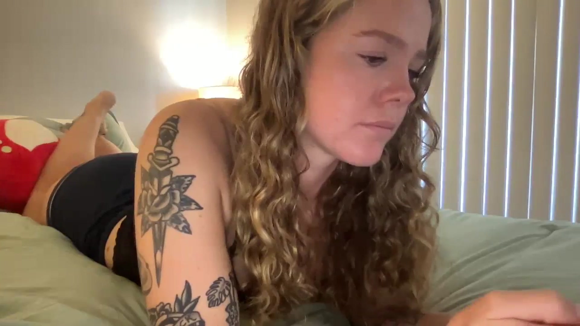 Gallery image thumbnail from KittyKat29's myfreecams stream on, 09/24/2023, 22:04 image 3 of 20
