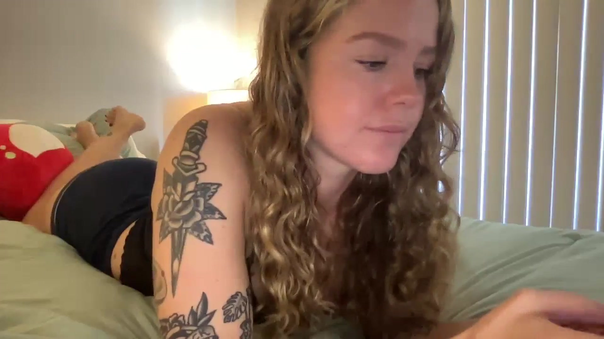 Gallery image thumbnail from KittyKat29's myfreecams stream on, 09/24/2023, 22:04 image 4 of 20