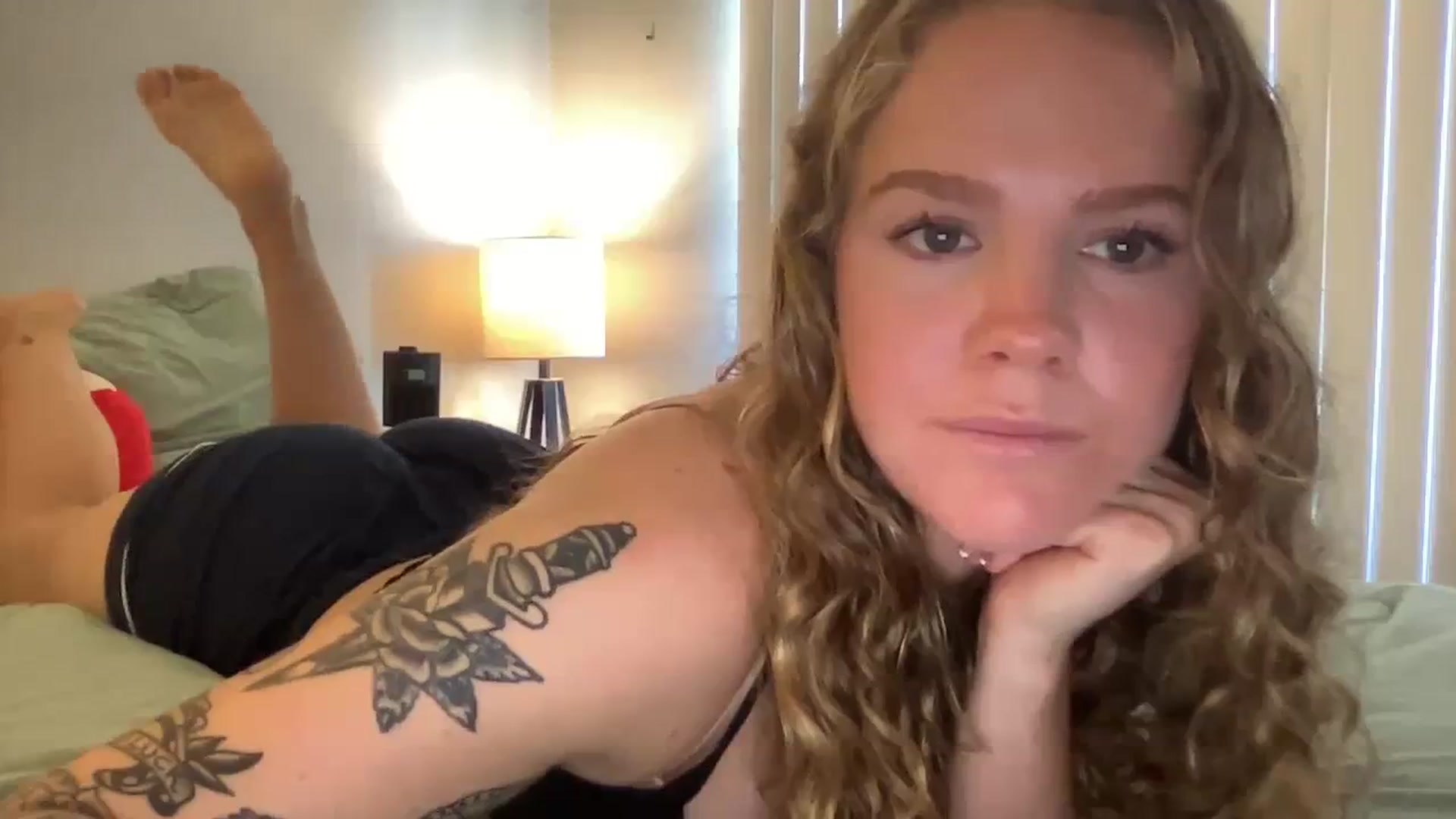Gallery image thumbnail from KittyKat29's myfreecams stream on, 09/24/2023, 22:04 image 10 of 20