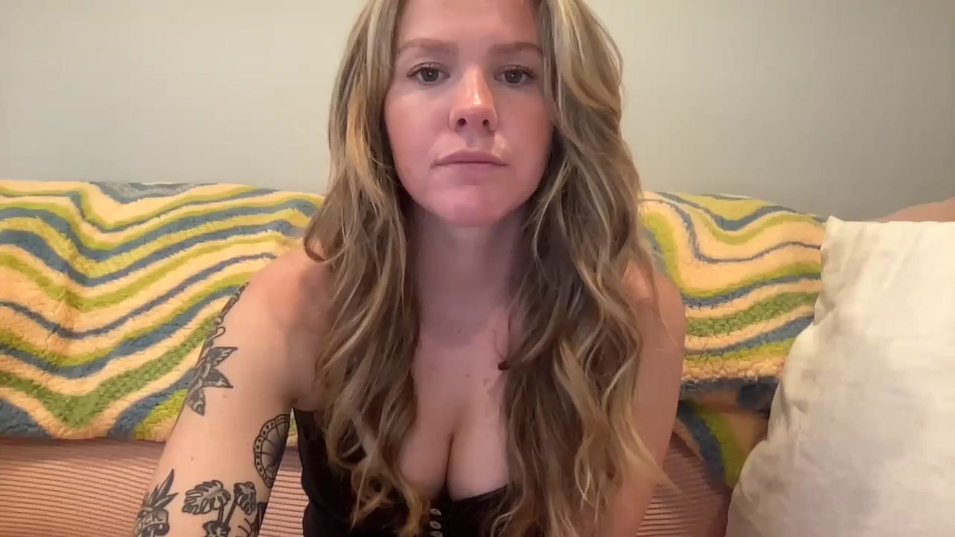 Gallery image thumbnail from KittyKat29's myfreecams stream on, 09/24/2023, 22:44 image 3 of 20