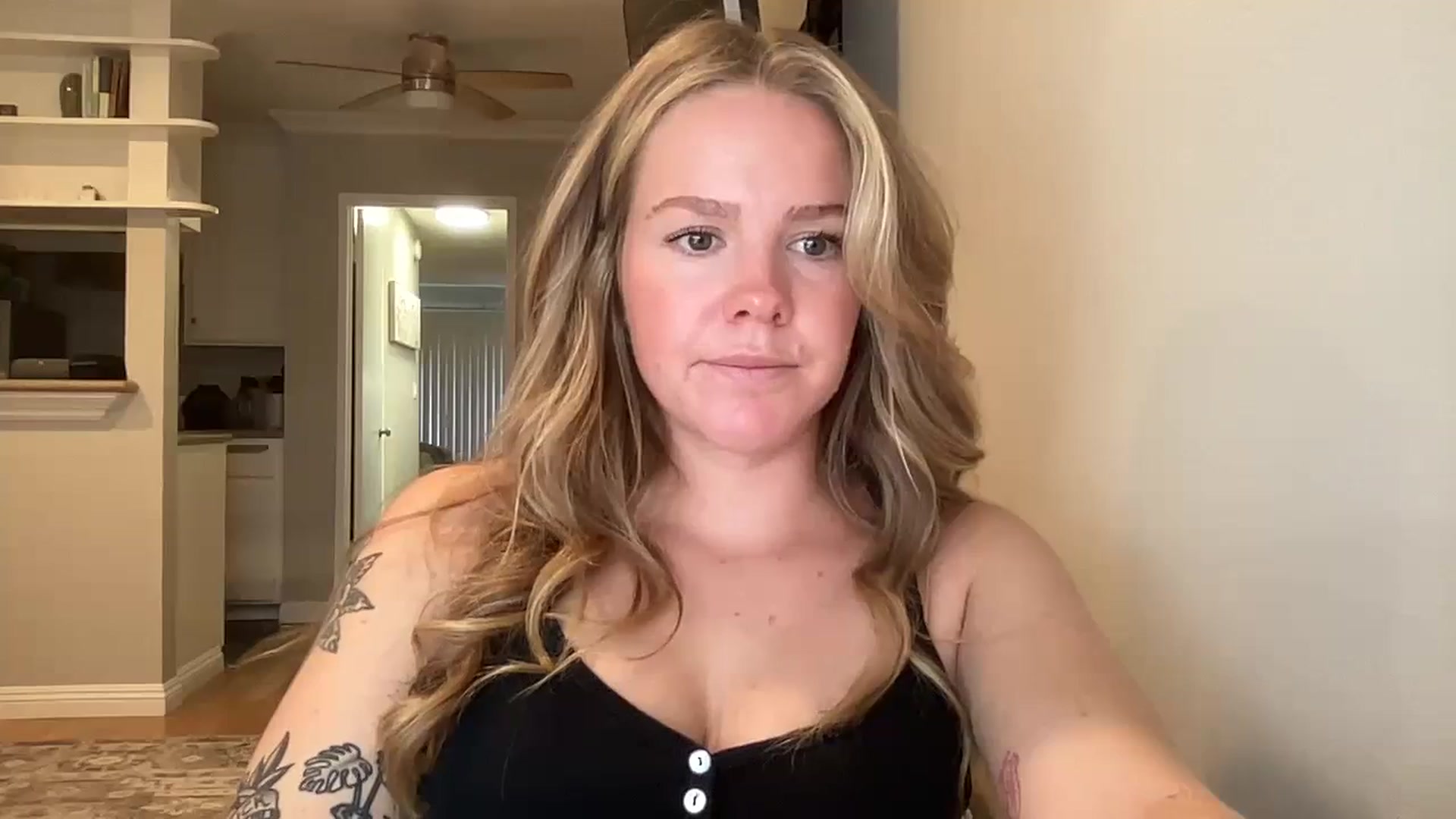 Gallery image thumbnail from KittyKat29's myfreecams stream on, 09/24/2023, 23:19 image 2 of 20