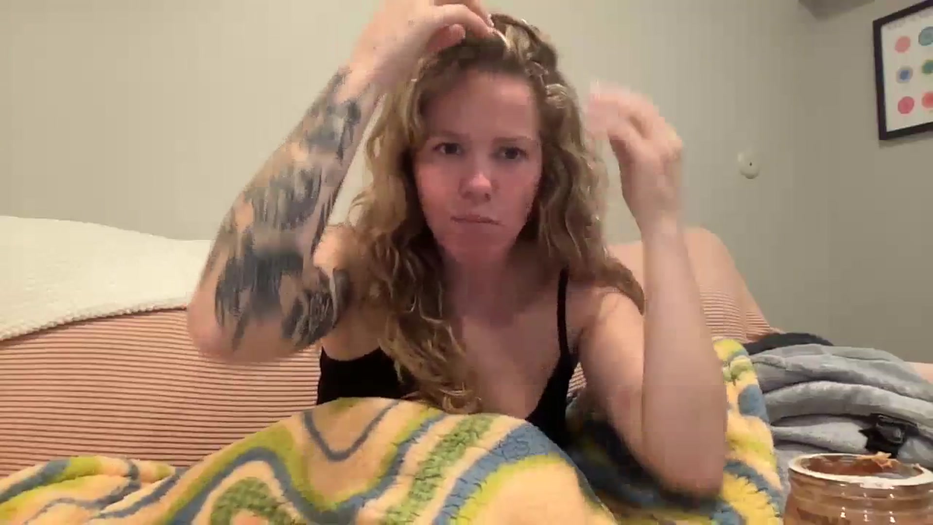 Gallery image thumbnail from KittyKat29's myfreecams stream on, 09/28/2023, 04:22 image 11 of 20