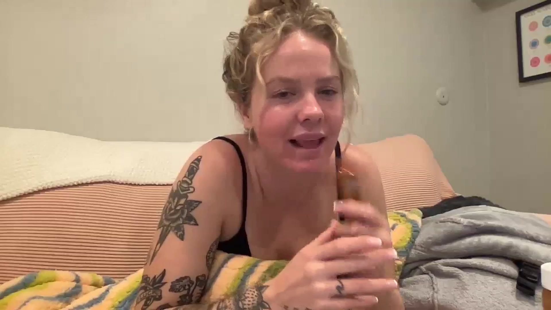 Gallery image thumbnail from KittyKat29's myfreecams stream on, 09/28/2023, 04:22 image 15 of 20