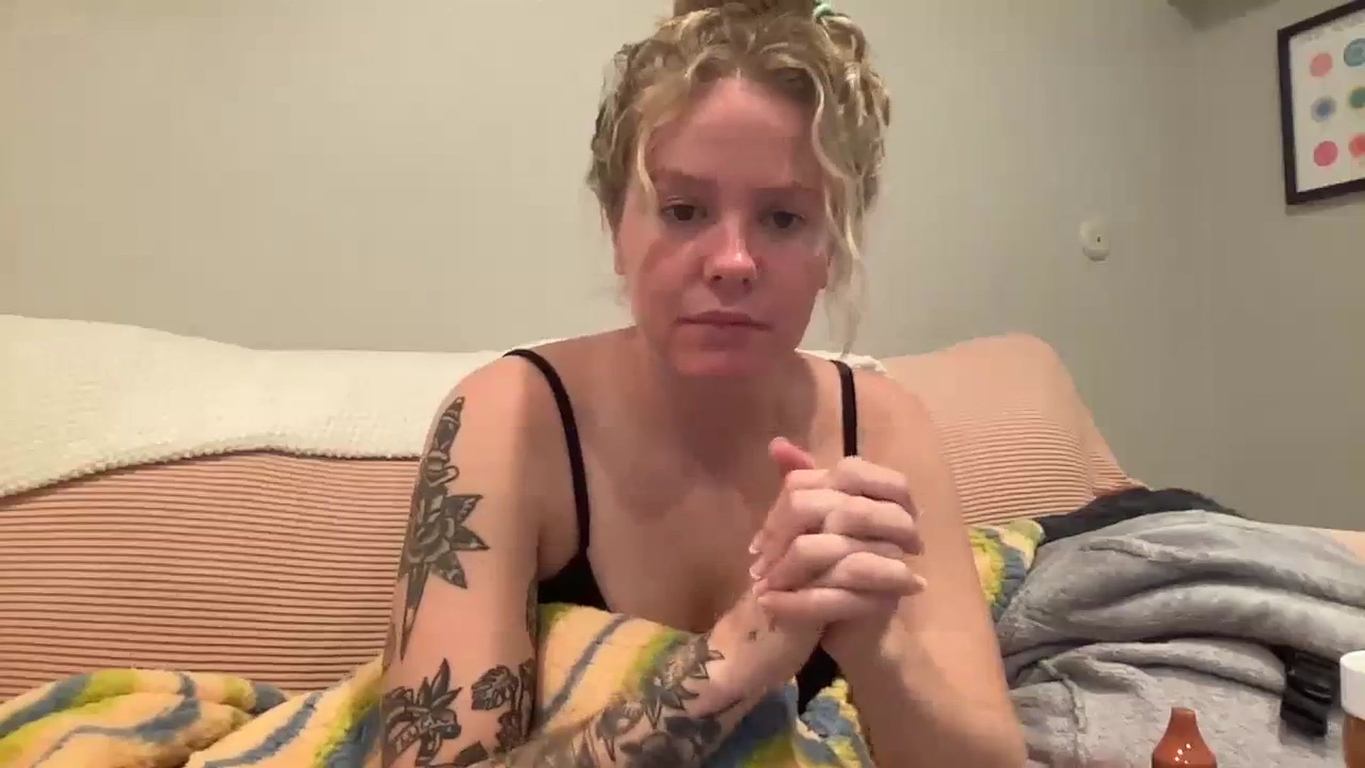 Gallery image thumbnail from KittyKat29's myfreecams stream on, 09/28/2023, 04:22 image 17 of 20