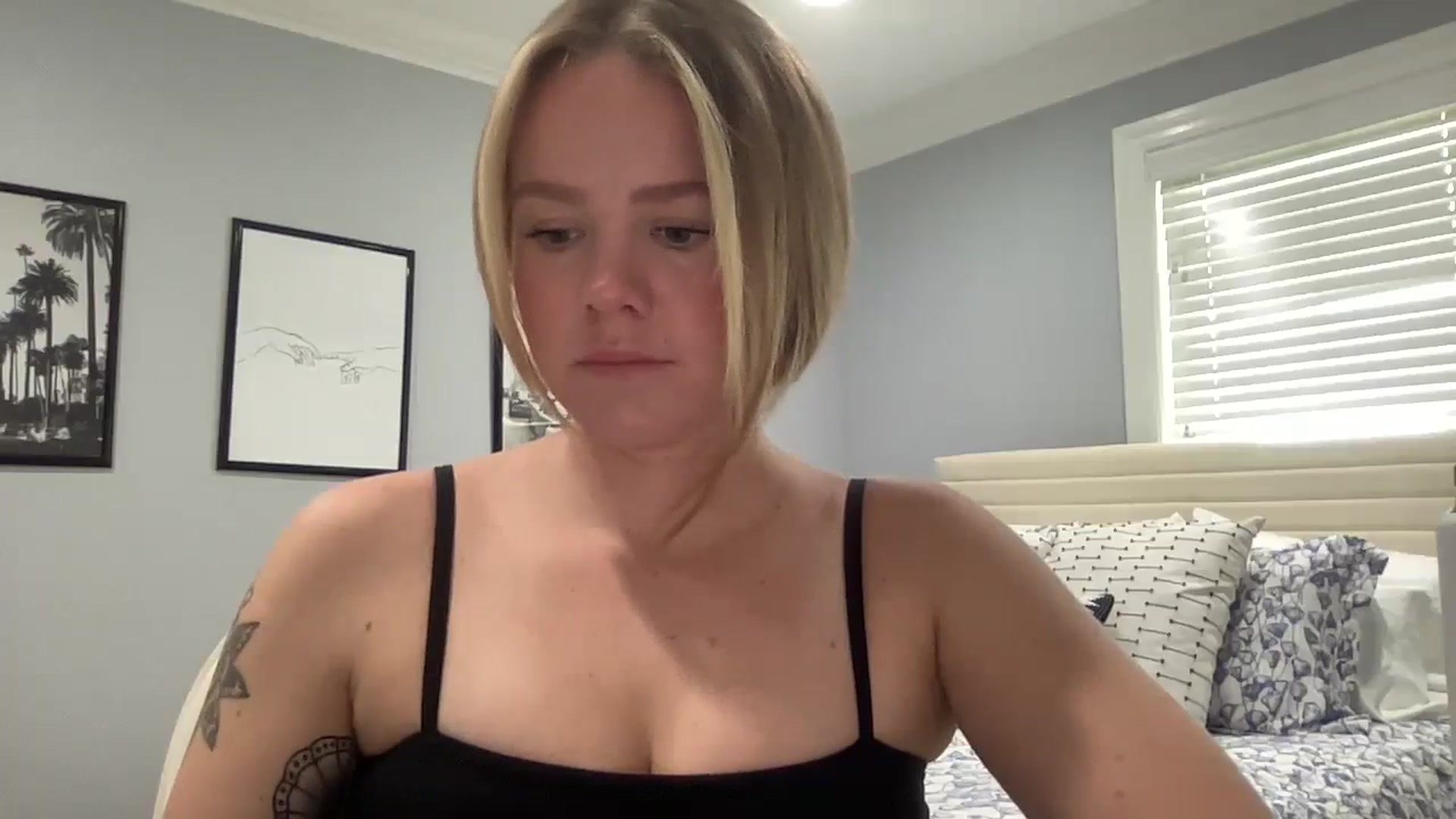 Gallery image thumbnail from KittyKat29's myfreecams stream on, 09/28/2023, 22:07 image 18 of 20