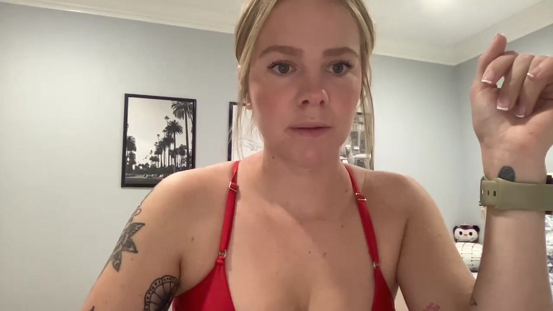 Gallery image thumbnail from KittyKat29's myfreecams stream on, 09/30/2023, 19:30 image 14 of 20