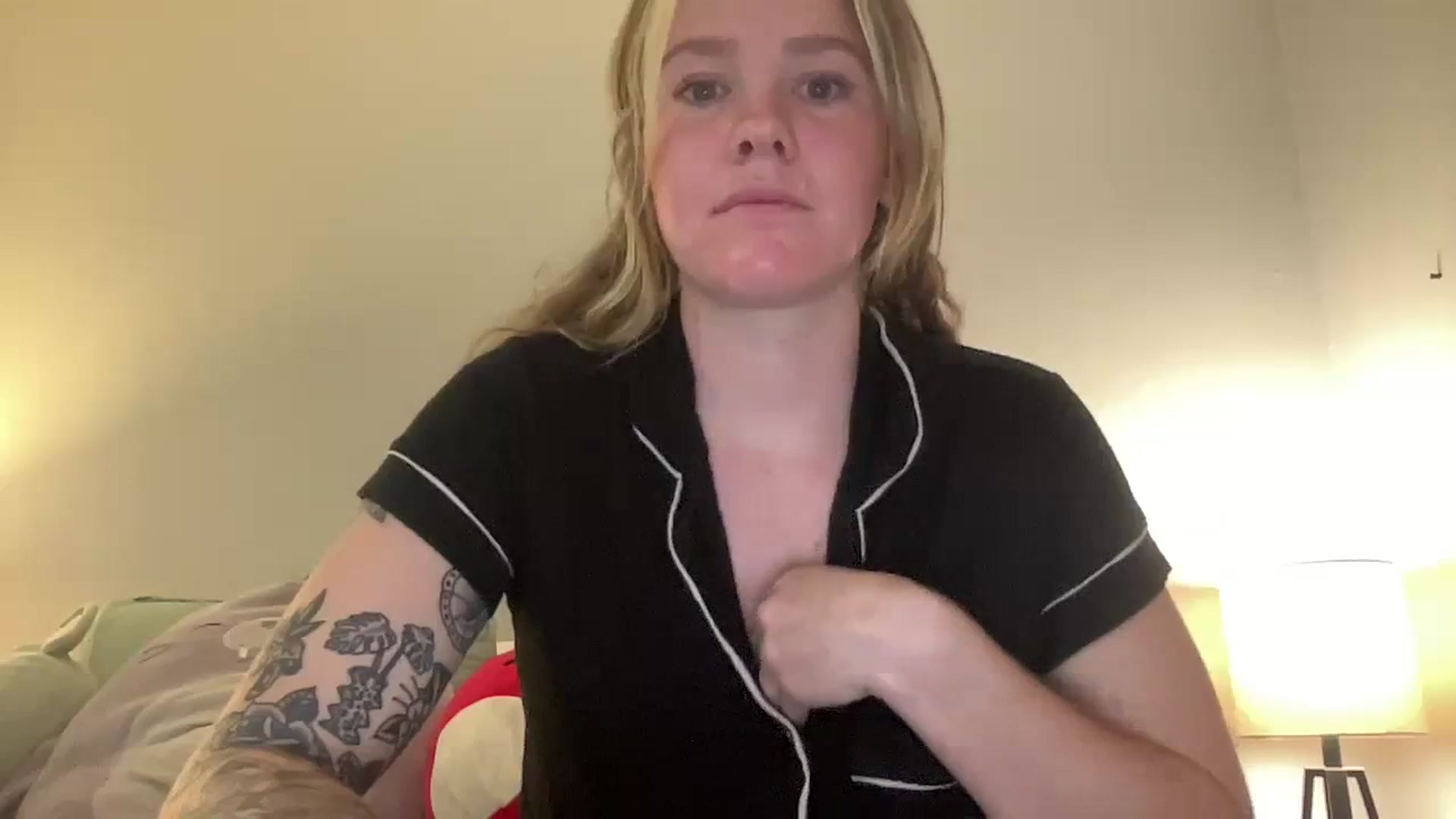 Gallery image thumbnail from KittyKat29's myfreecams stream on, 10/04/2023, 03:42 image 13 of 20