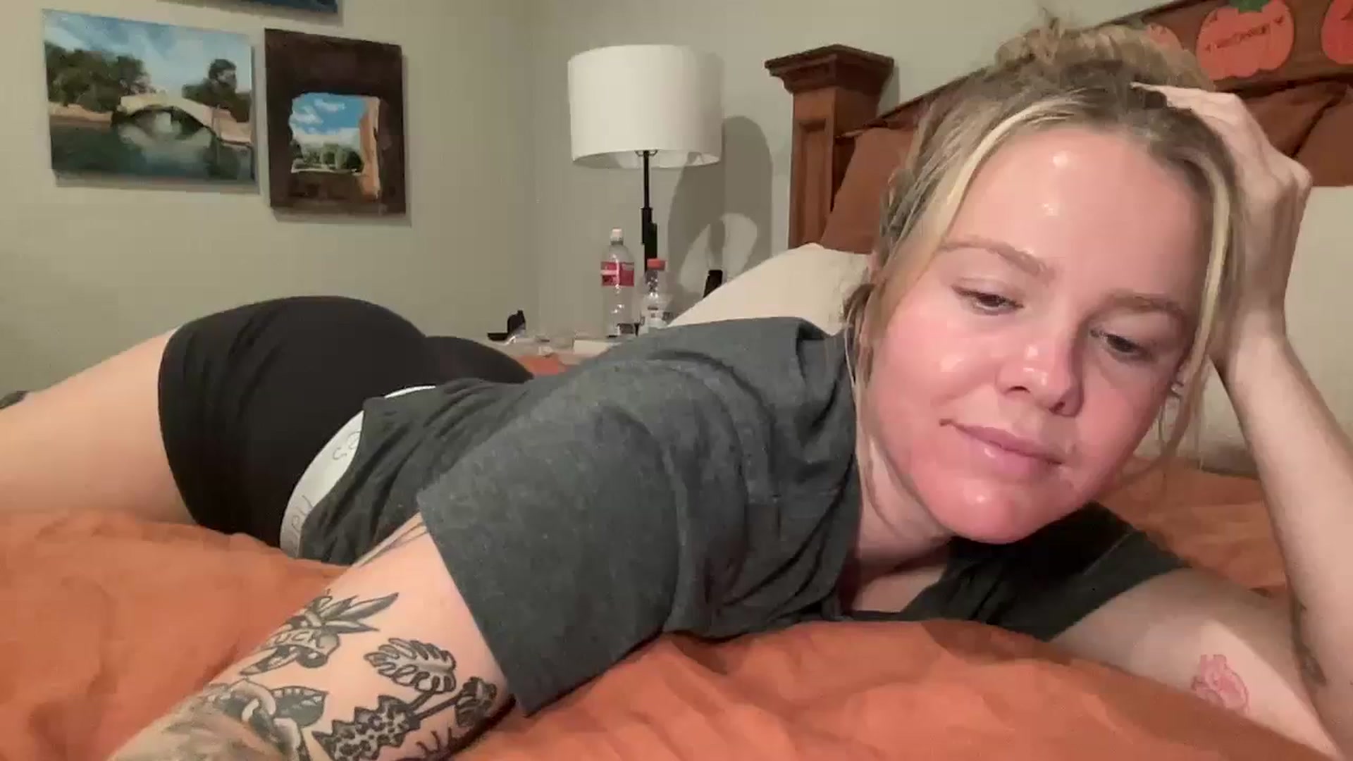 Gallery image thumbnail from KittyKat29's myfreecams stream on, 10/08/2023, 03:20 image 14 of 20