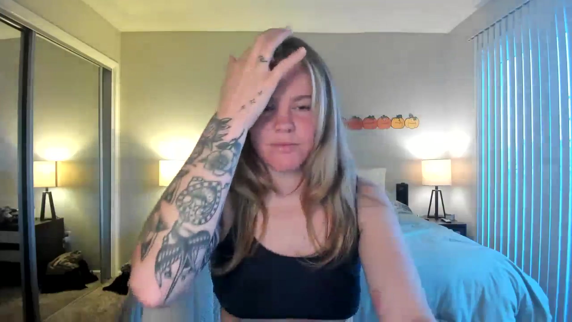 Gallery image thumbnail from KittyKat29's myfreecams stream on, 10/17/2023, 01:47 image 7 of 20