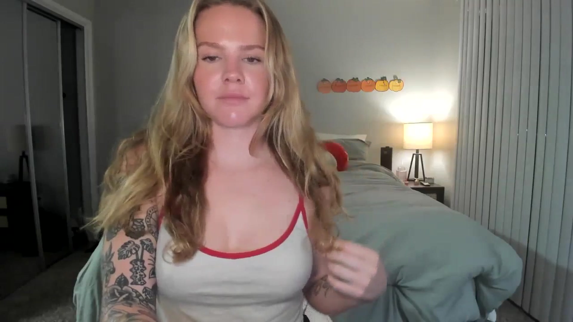 Gallery image thumbnail from KittyKat29's myfreecams stream on, 10/19/2023, 02:55 image 20 of 20