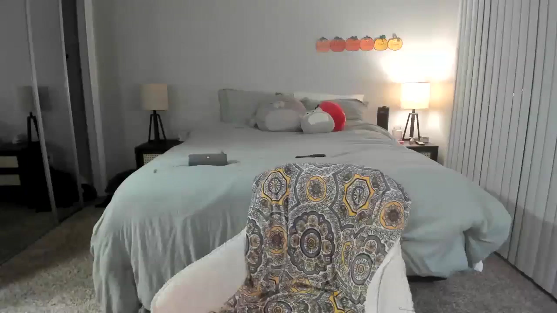 Gallery image thumbnail from KittyKat29's myfreecams stream on, 10/19/2023, 02:55 image 10 of 20
