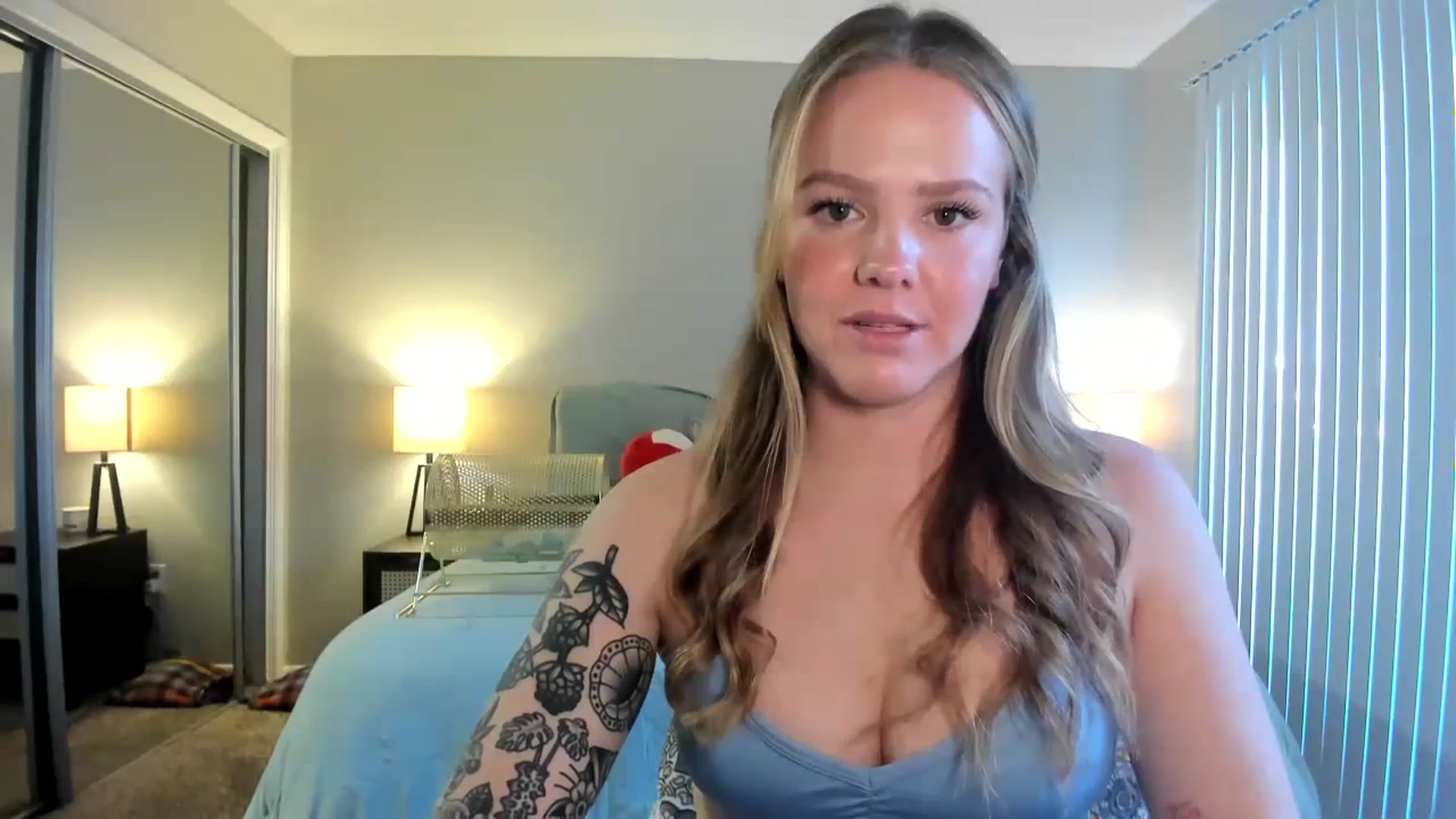 Gallery image thumbnail from KittyKat29's myfreecams stream on, 10/28/2023, 24:35 image 4 of 20