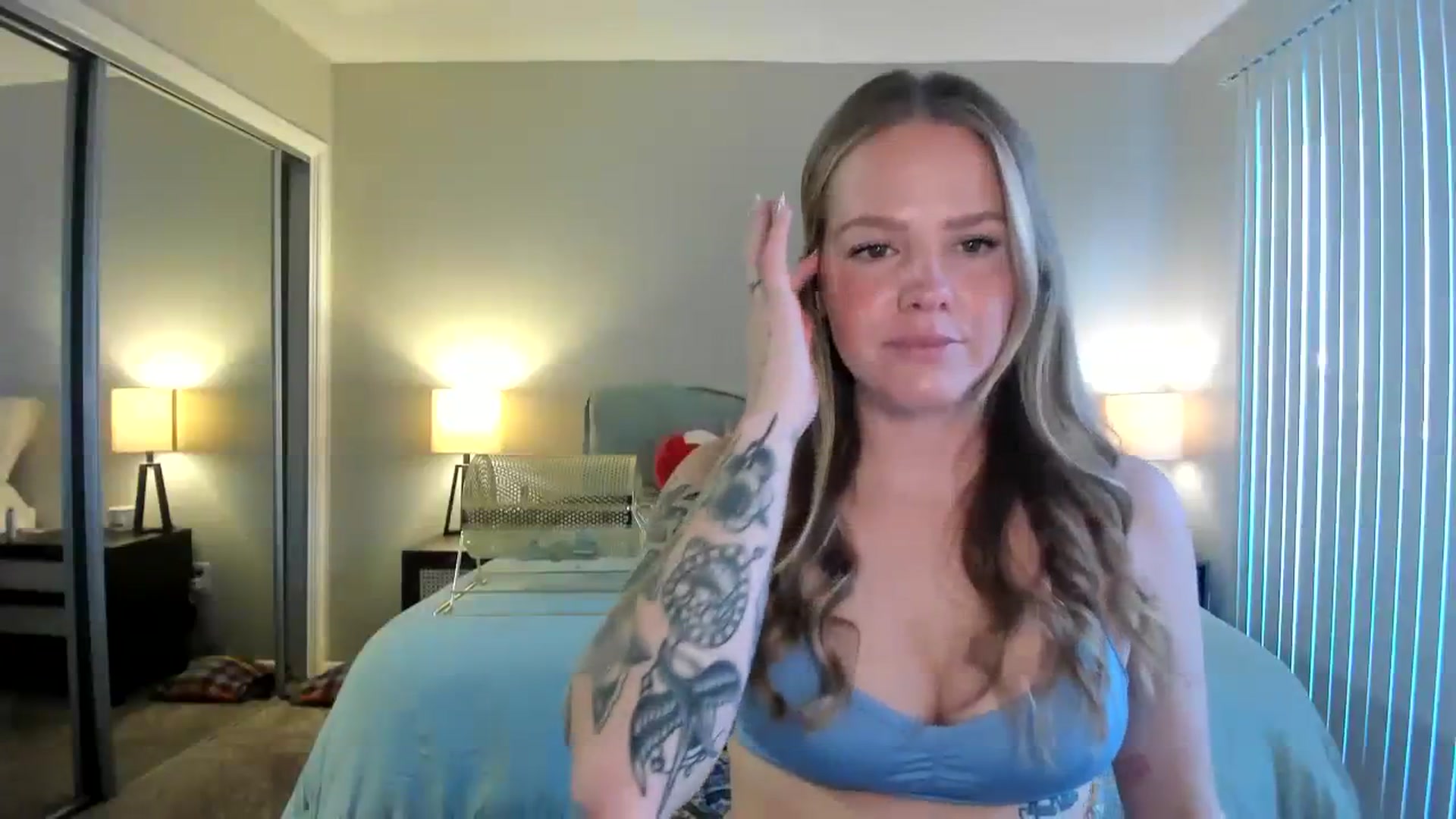 Gallery image thumbnail from KittyKat29's myfreecams stream on, 10/28/2023, 24:35 image 3 of 20