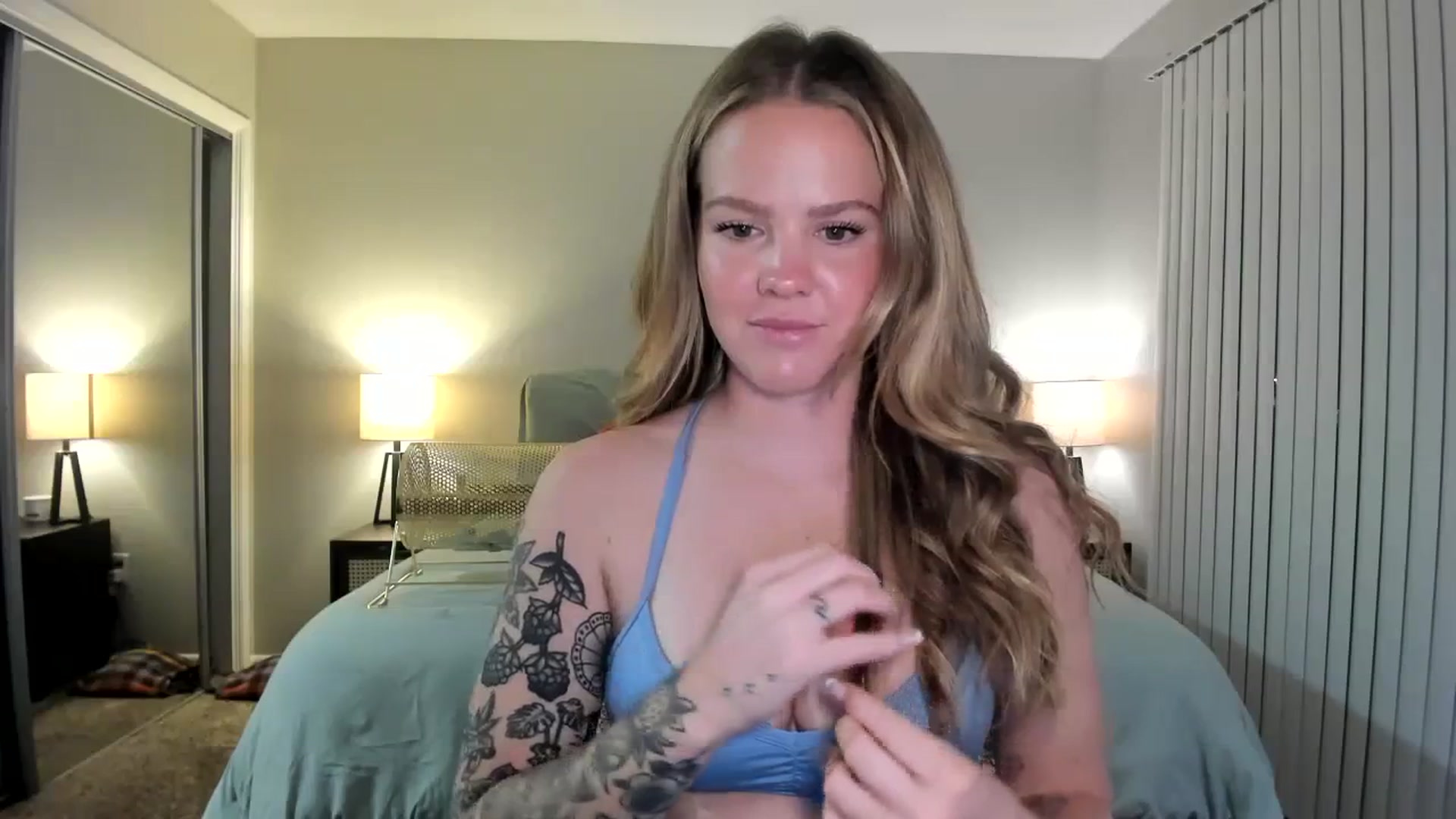 Gallery image thumbnail from KittyKat29's myfreecams stream on, 10/28/2023, 03:12 image 16 of 20