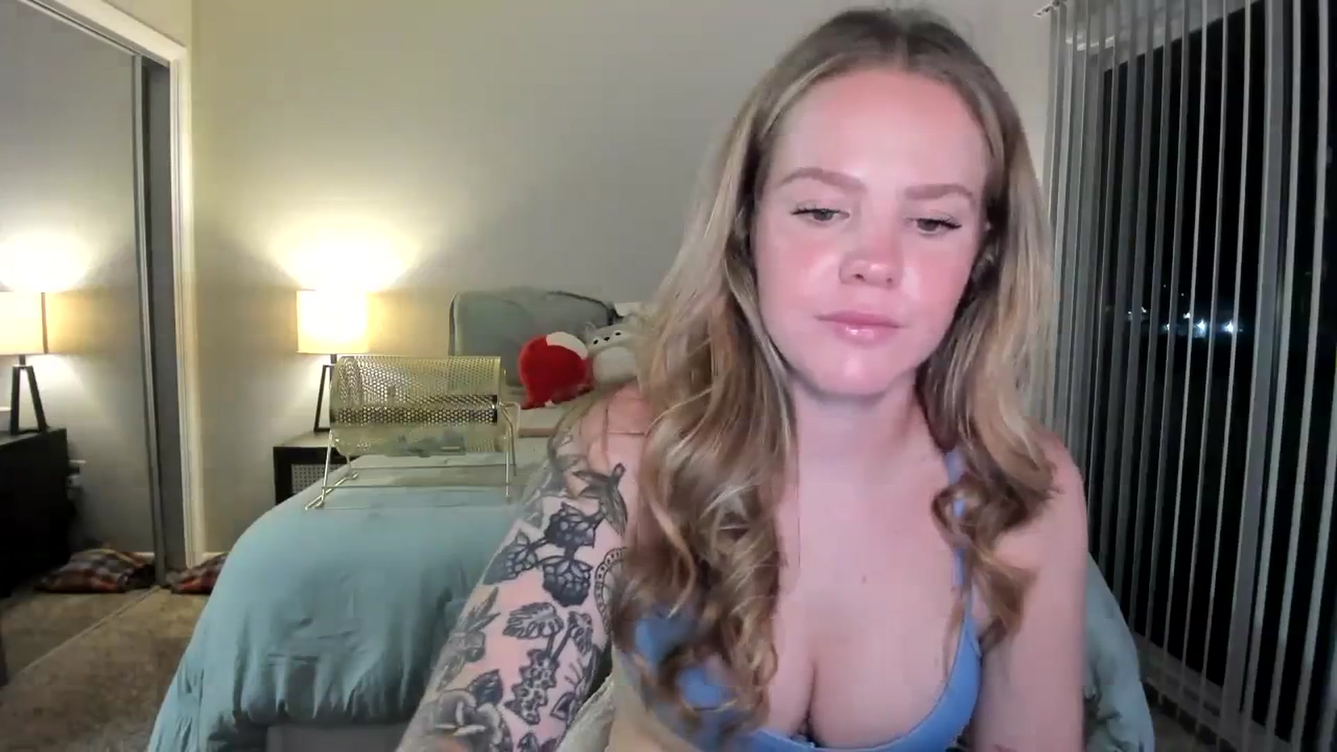 Gallery image thumbnail from KittyKat29's myfreecams stream on, 10/28/2023, 03:12 image 4 of 20