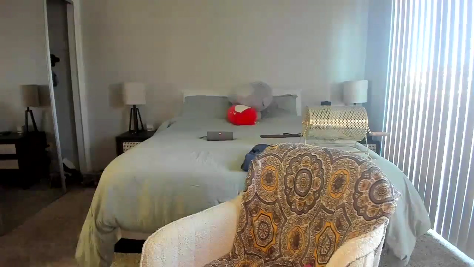 Gallery image thumbnail from KittyKat29's myfreecams stream on, 10/29/2023, 22:48 image 17 of 20