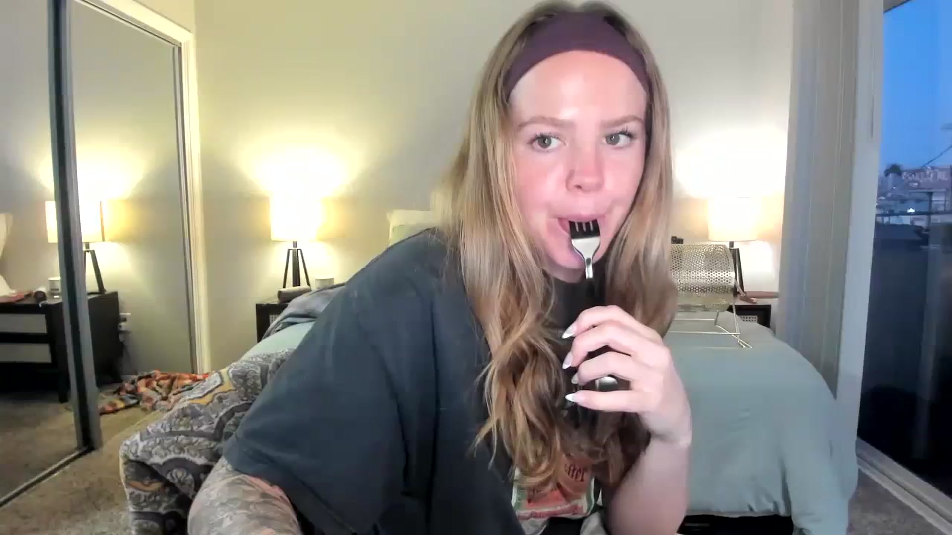 Gallery image thumbnail from KittyKat29's myfreecams stream on, 10/30/2023, 01:35 image 2 of 20