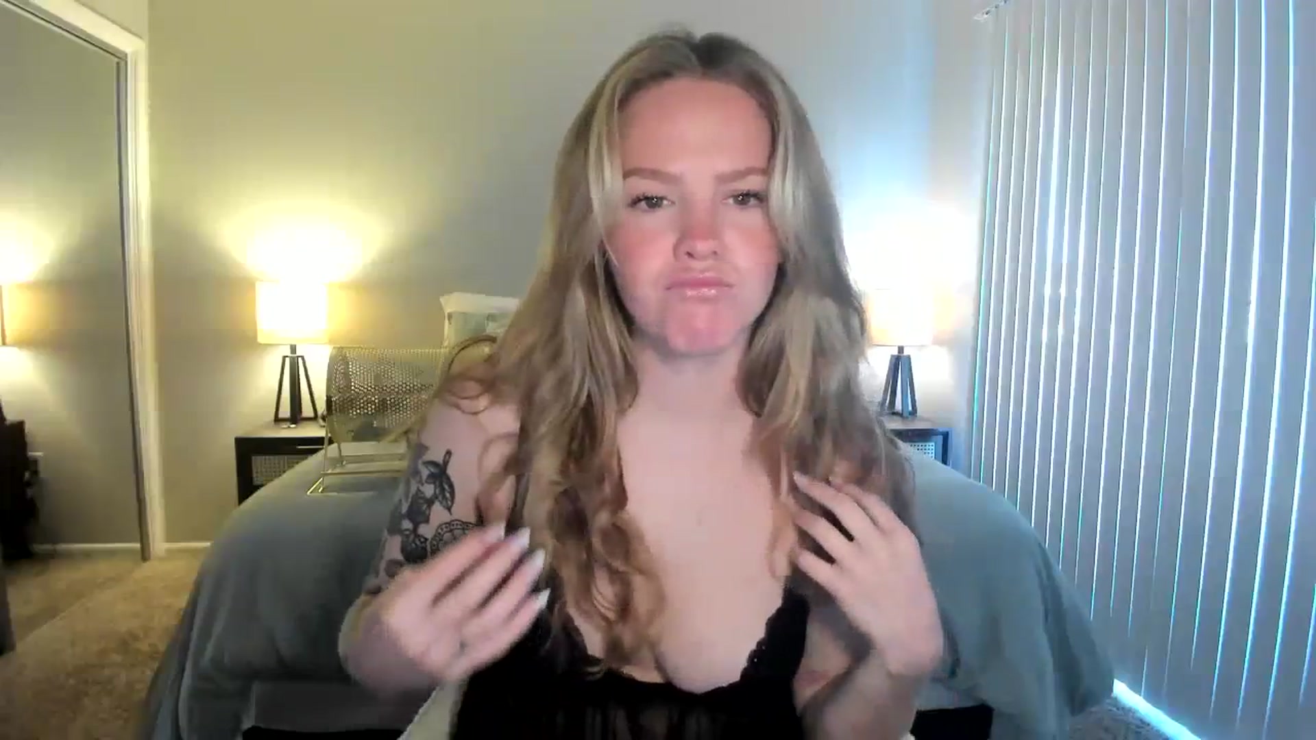 Gallery image thumbnail from KittyKat29's myfreecams stream on, 10/31/2023, 23:18 image 20 of 20