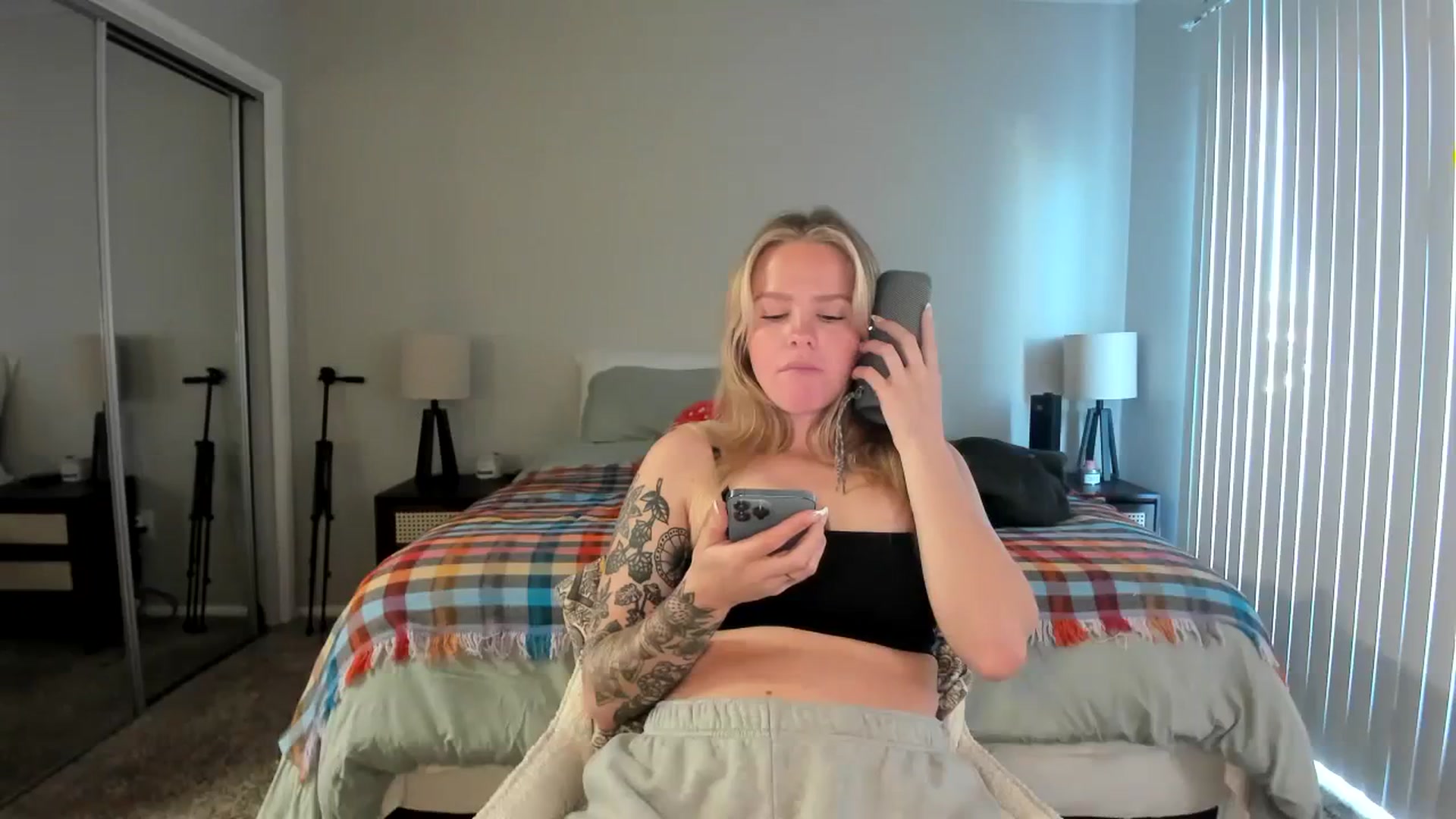 Gallery image thumbnail from KittyKat29's myfreecams stream on, 11/06/2023, 24:02 image 9 of 20