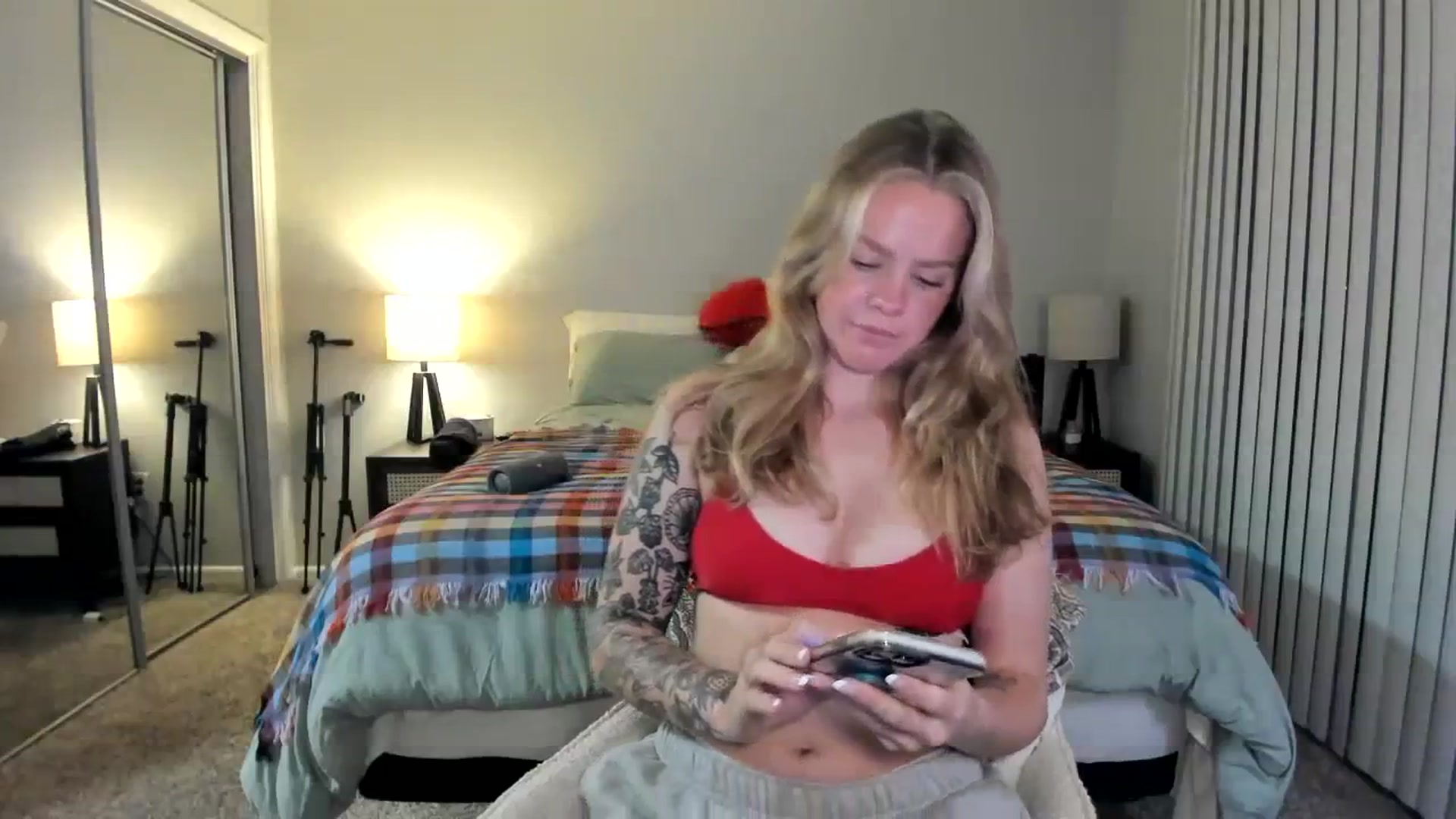 Gallery image thumbnail from KittyKat29's myfreecams stream on, 11/06/2023, 01:31 image 17 of 20