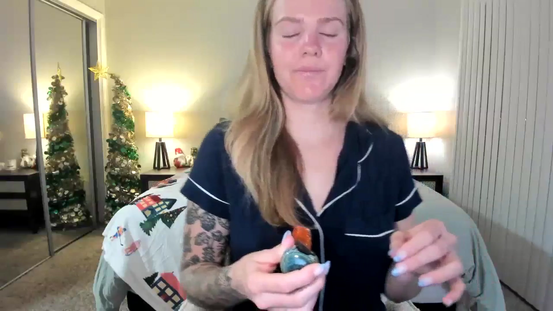 Gallery image thumbnail from KittyKat29's myfreecams stream on, 11/16/2023, 04:43 image 10 of 20