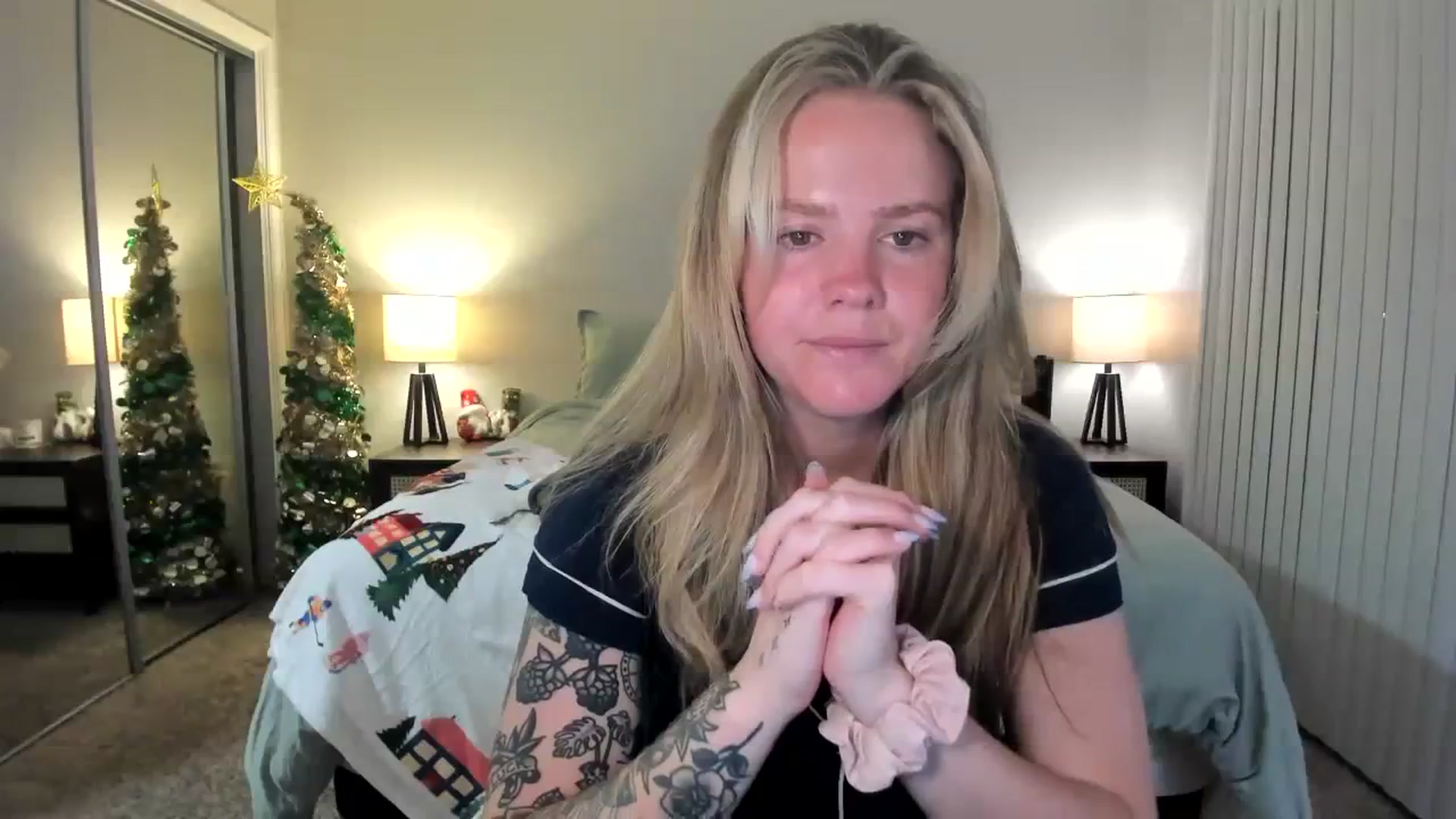 Gallery image thumbnail from KittyKat29's myfreecams stream on, 11/16/2023, 04:43 image 4 of 20