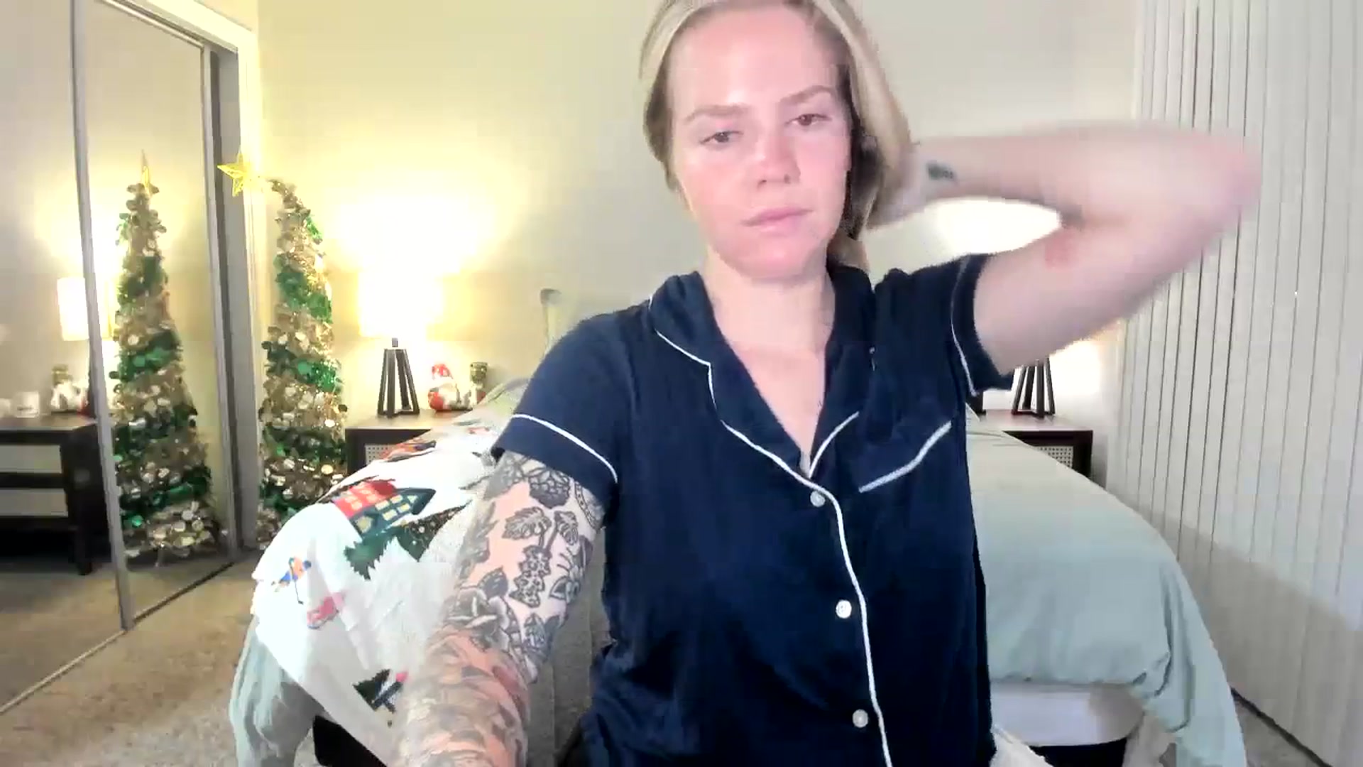 Gallery image thumbnail from KittyKat29's myfreecams stream on, 11/16/2023, 04:43 image 11 of 20