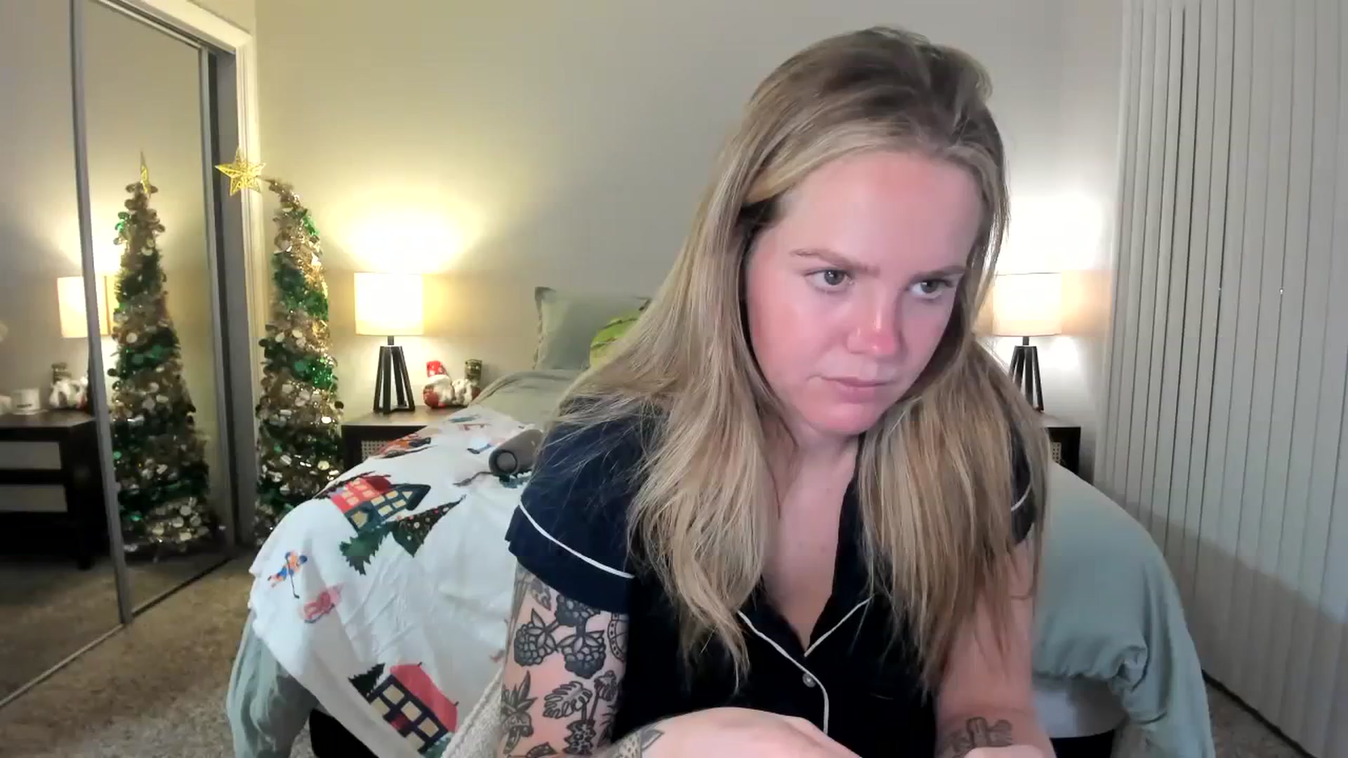 Gallery image thumbnail from KittyKat29's myfreecams stream on, 11/16/2023, 04:43 image 1 of 20