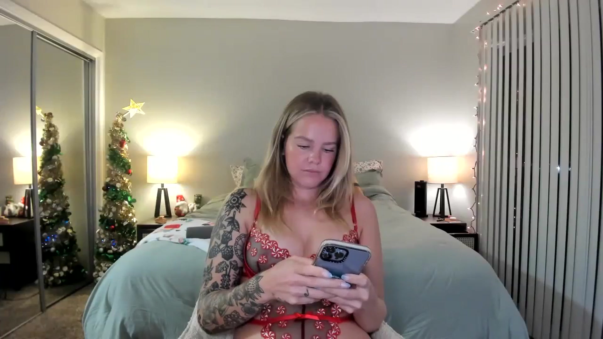 Gallery image thumbnail from KittyKat29's myfreecams stream on, 12/02/2023, 02:10 image 9 of 20