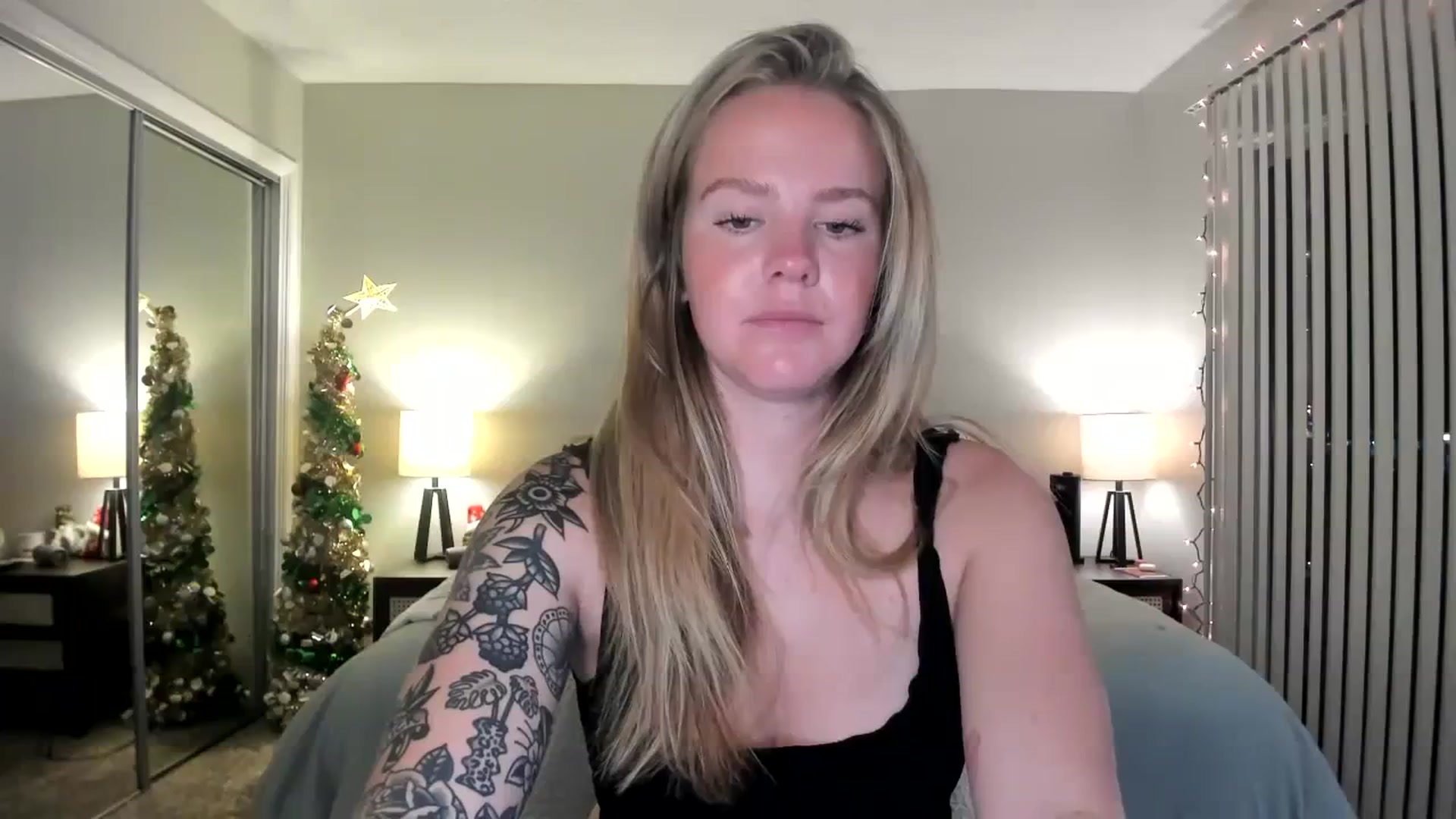 Gallery image thumbnail from KittyKat29's myfreecams stream on, 12/02/2023, 05:40 image 10 of 20