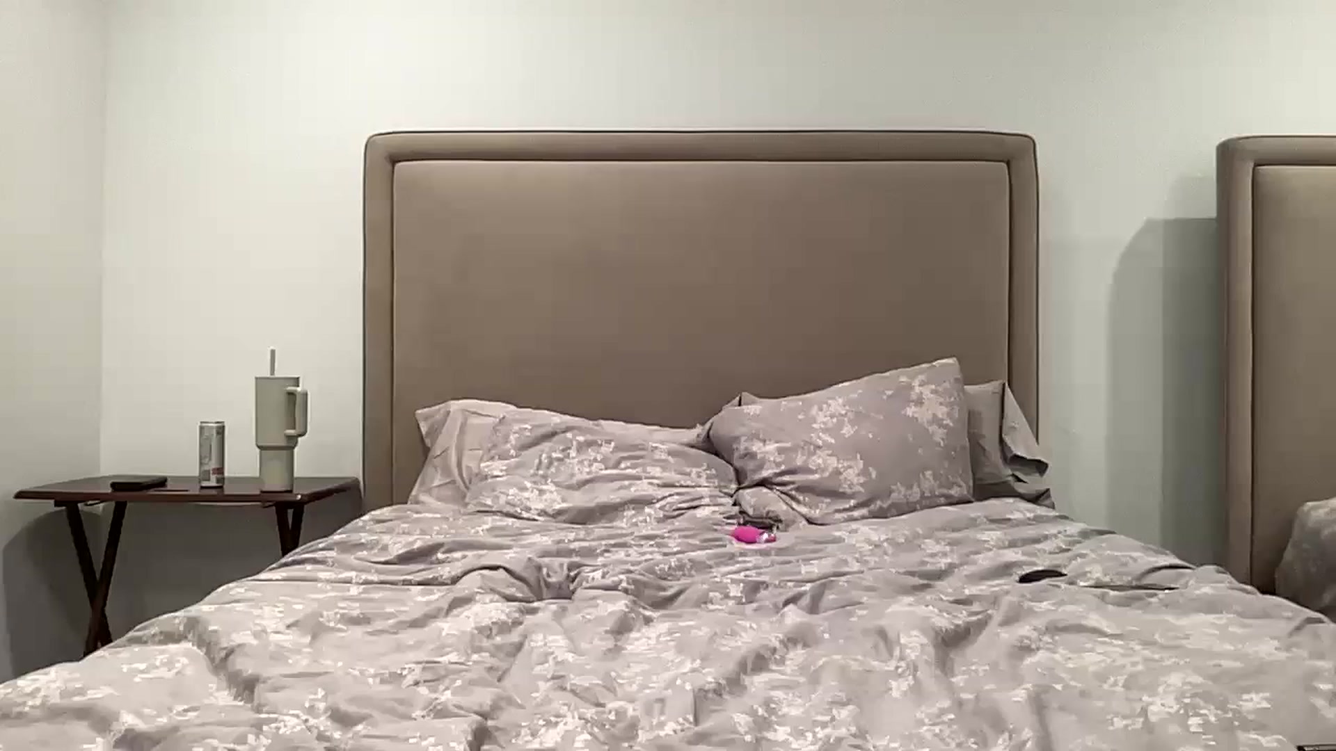 Gallery image thumbnail from KittyKat29's myfreecams stream on, 12/20/2023, 22:49 image 20 of 20
