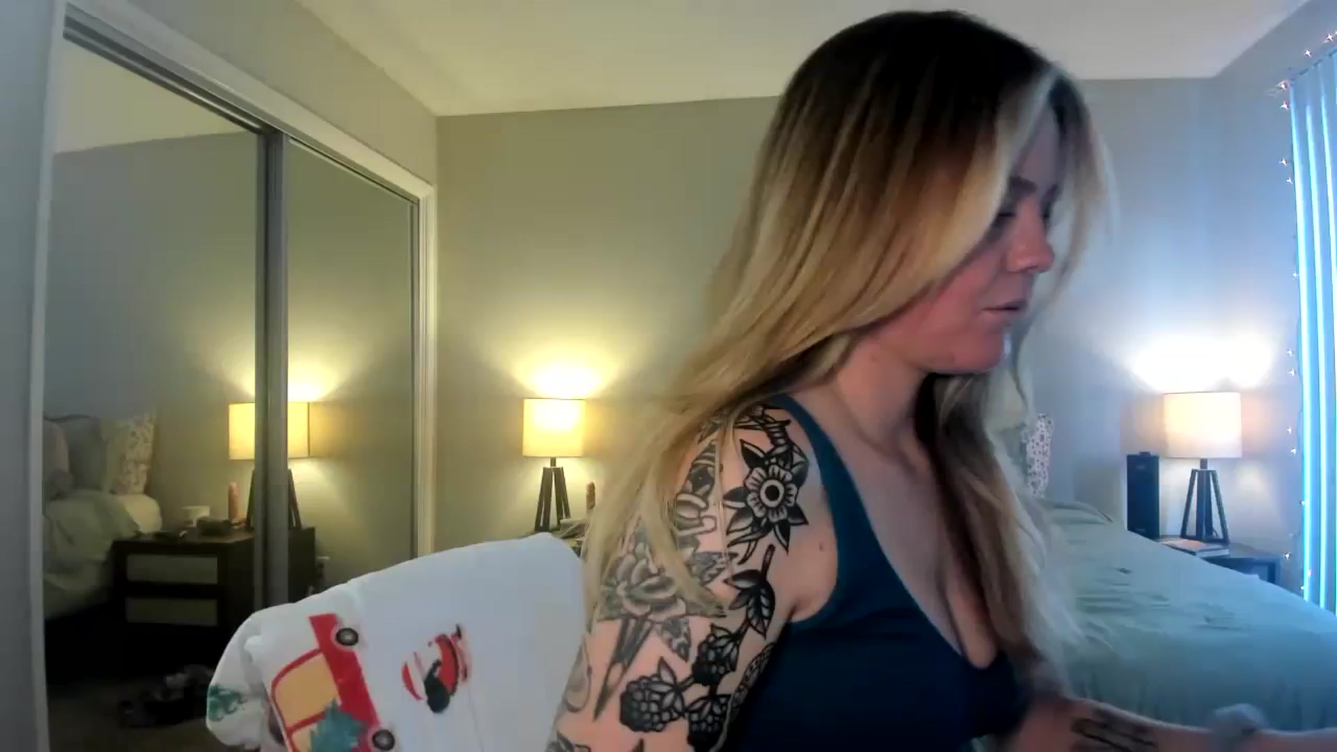 Gallery image thumbnail from KittyKat29's myfreecams stream on, 12/28/2023, 22:09 image 9 of 20