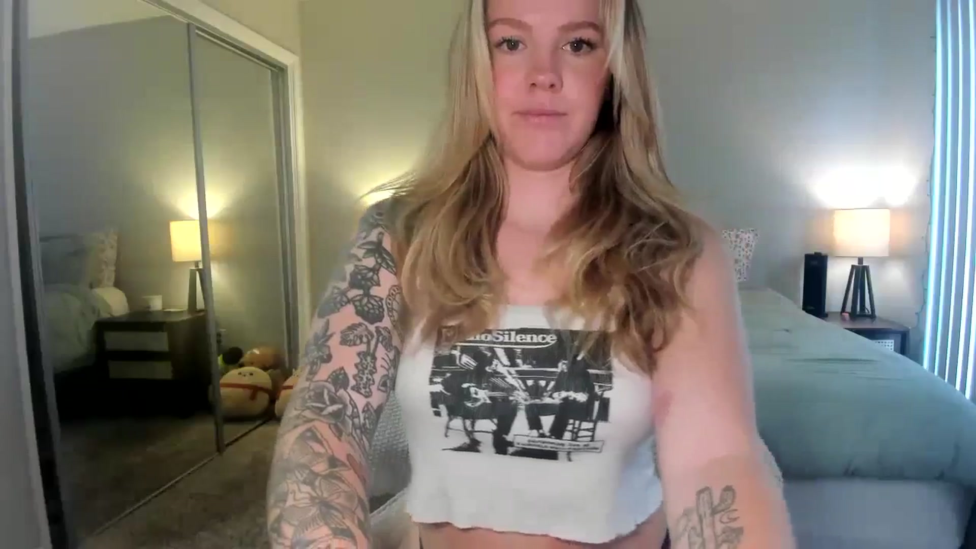 Gallery image thumbnail from KittyKat29's myfreecams stream on, 01/04/2024, 24:11 image 19 of 20