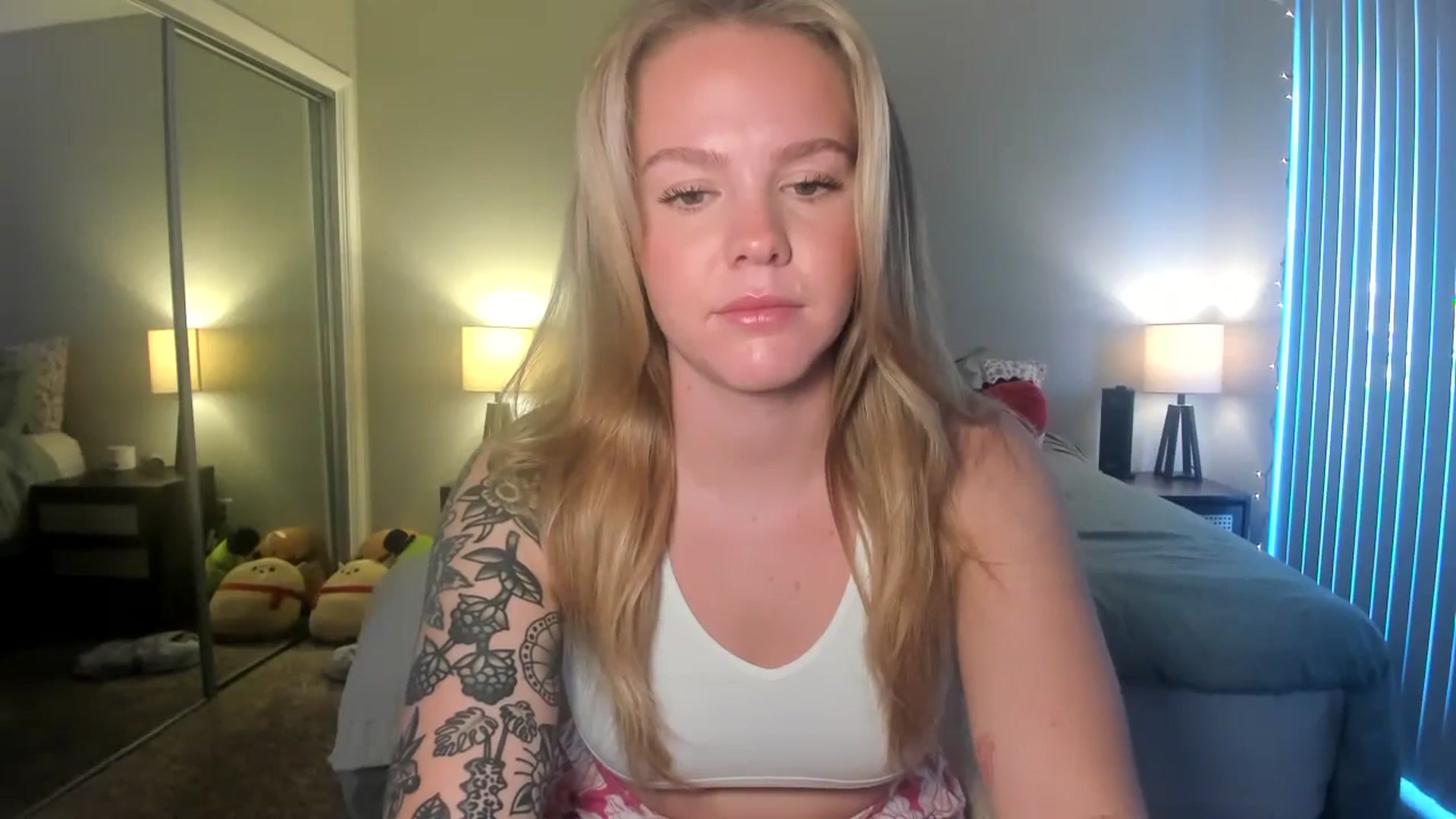 Gallery image thumbnail from KittyKat29's myfreecams stream on, 01/04/2024, 23:54 image 13 of 20