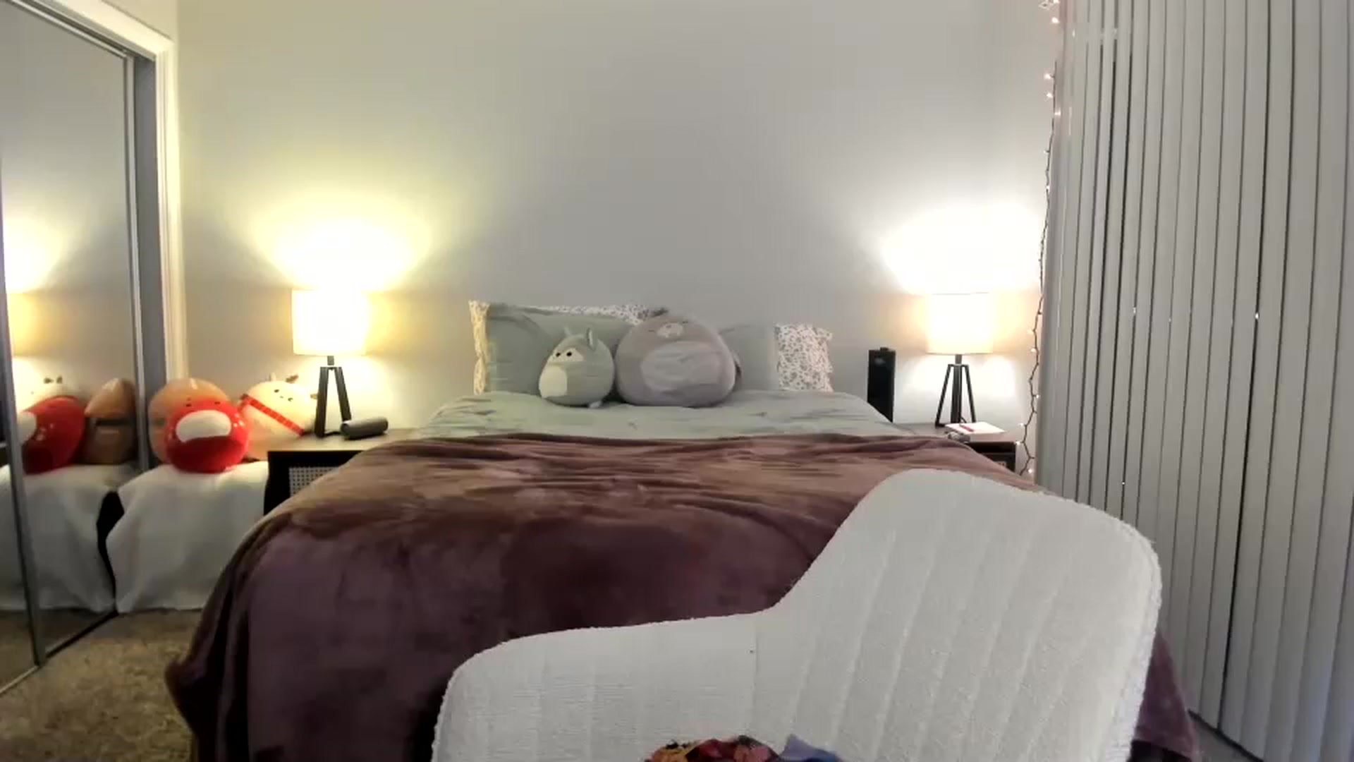 Gallery image thumbnail from KittyKat29's myfreecams stream on, 01/26/2024, 02:35 image 14 of 20