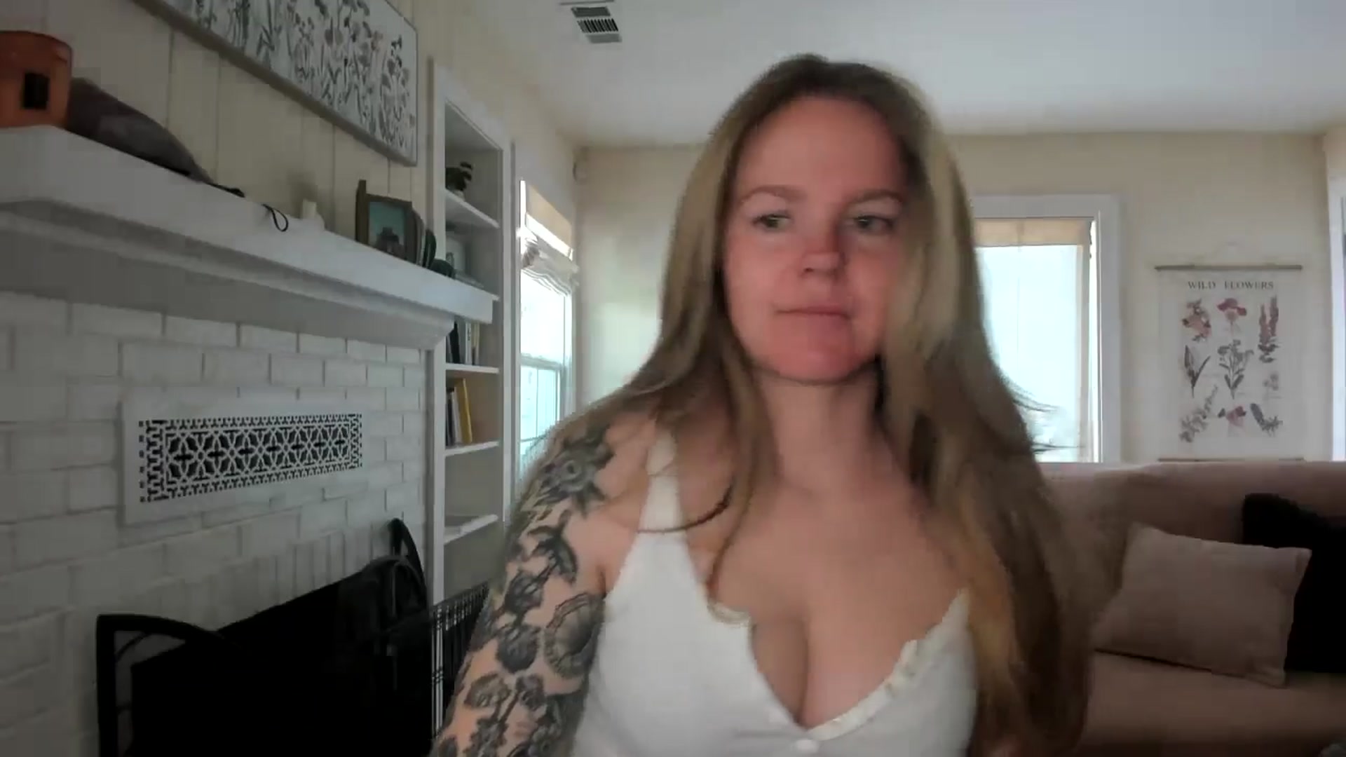 Gallery image thumbnail from KittyKat29's myfreecams stream on, 05/10/2024, 17:26 image 17 of 20