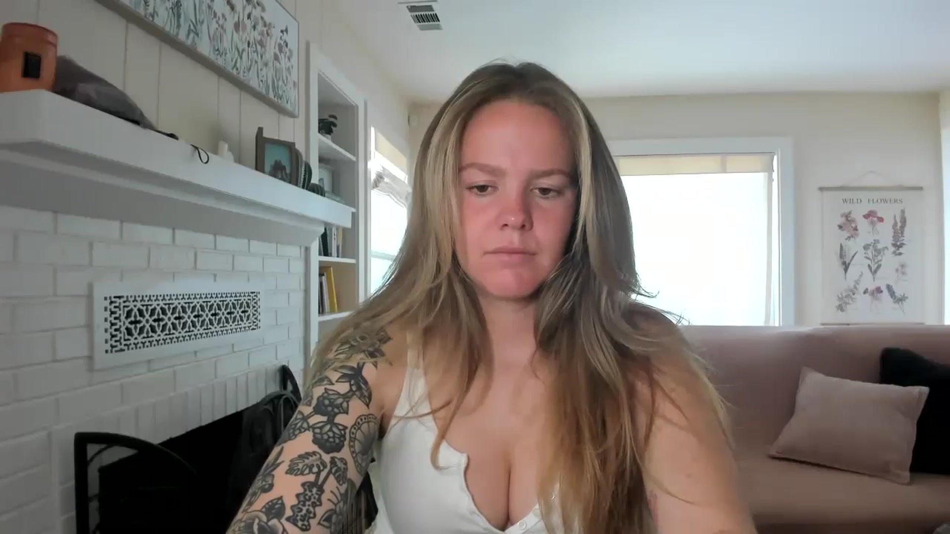 Gallery image thumbnail from KittyKat29's myfreecams stream on, 05/10/2024, 17:26 image 20 of 20